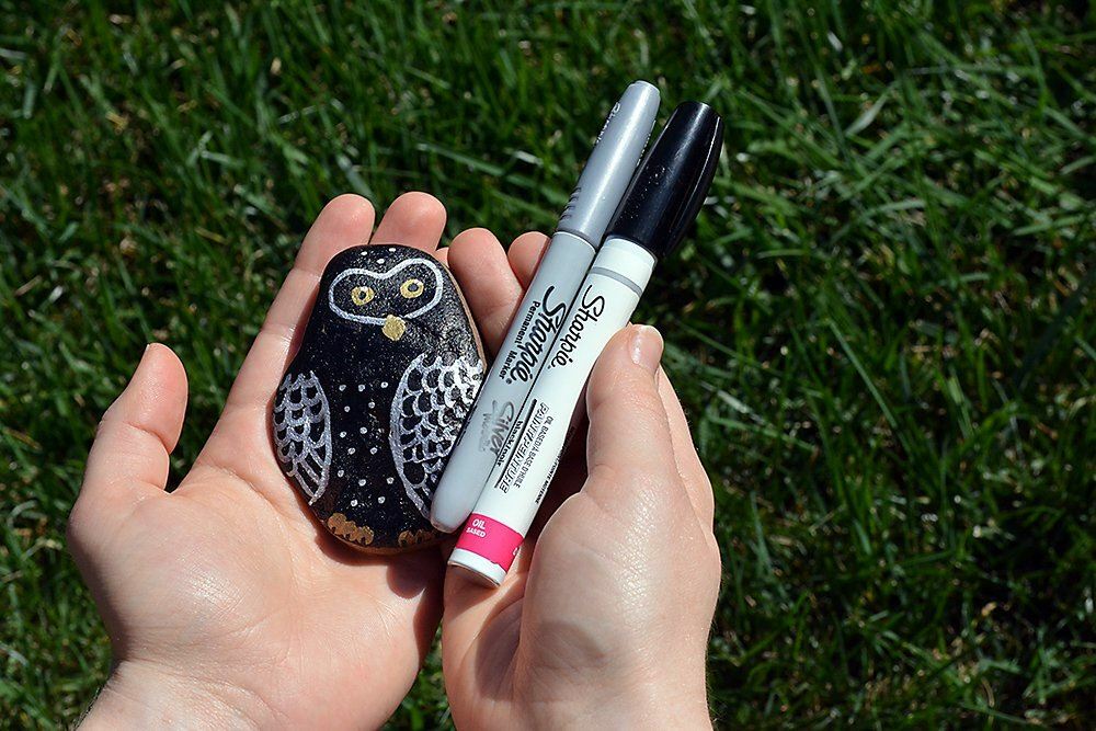 Sharpie Oil-Based Paint Marker, XF Point, Metallic Silver, 1 Count – 35533