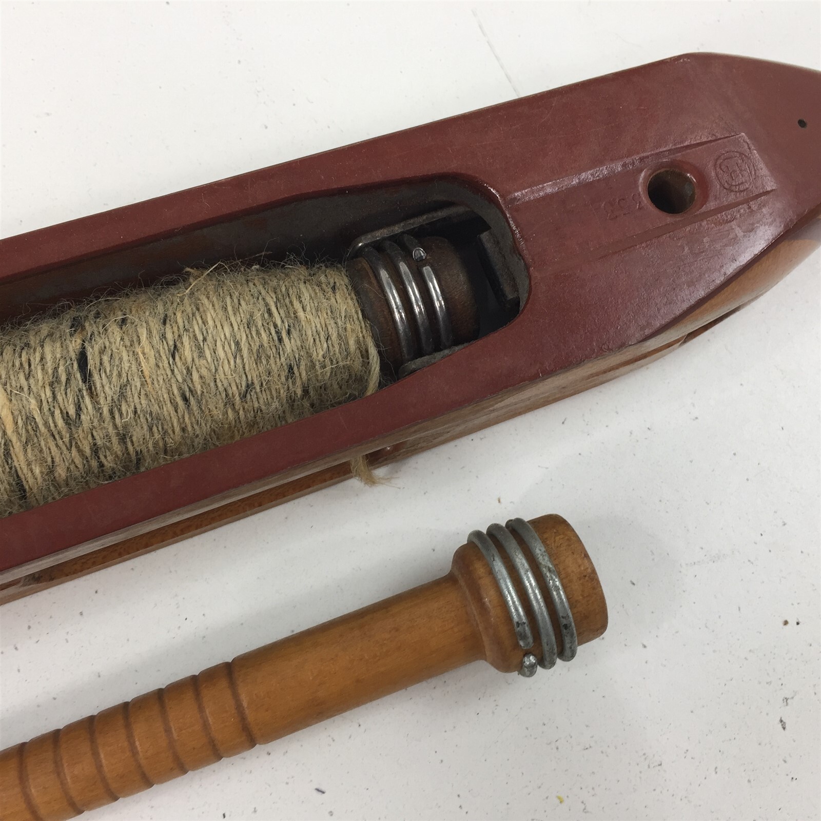 Antique Wooden Loom Weaving Fly Shuttle 18″ – 1 Unit – SH 353 – 2 Bobbin
