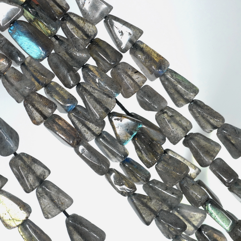 7X6-10X7MM GREY LABRADORITE GEMSTONE TRIANGLE NUGGET LOOSE BEADS 14-15inch