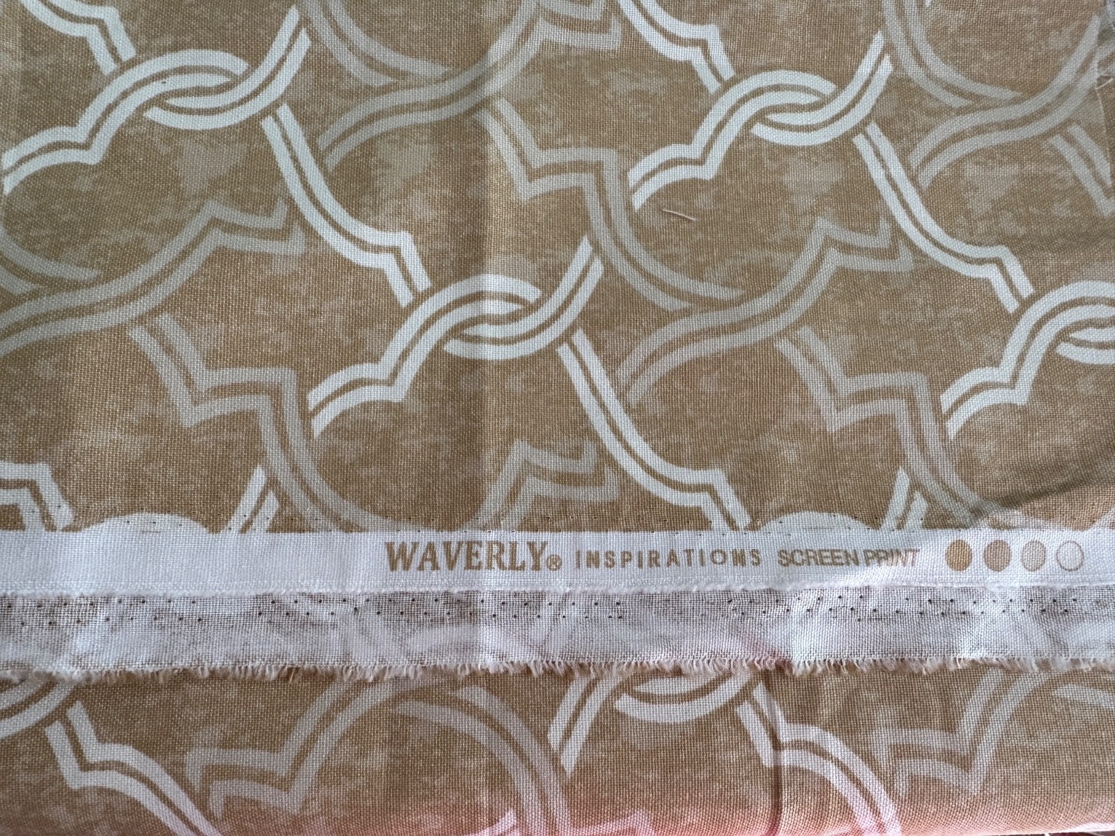 Waverly UPHOLSTERY FABRIC, beige & white, geometric pattern, 27×54 inch remnant