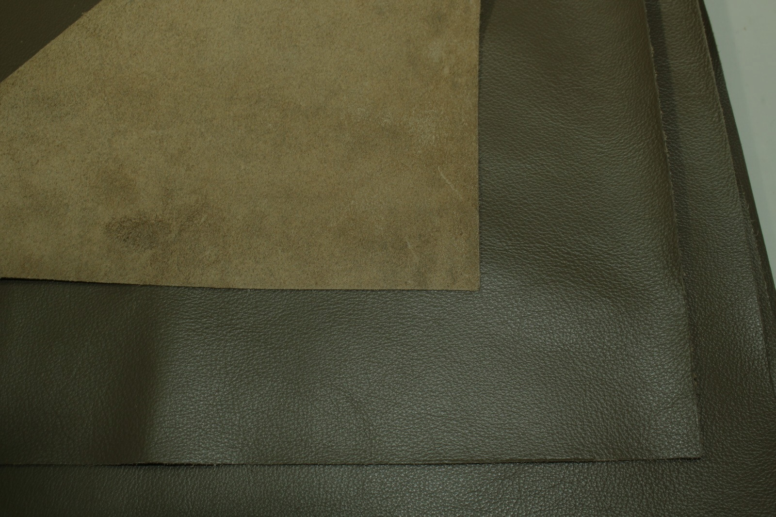 Chocolate Discount Leather Hides 1.0mm ZA41