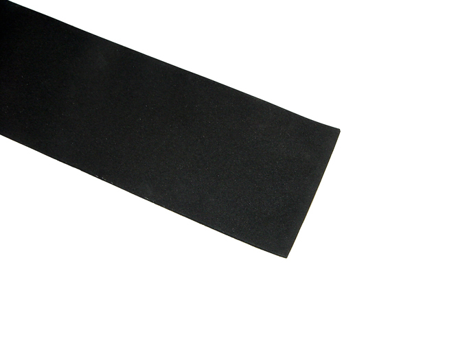 1/8″ x 4″ Neoprene Foam Rubber w/Adhesive Back (1FT LENGTH) SKU #NFR.125-4-AB