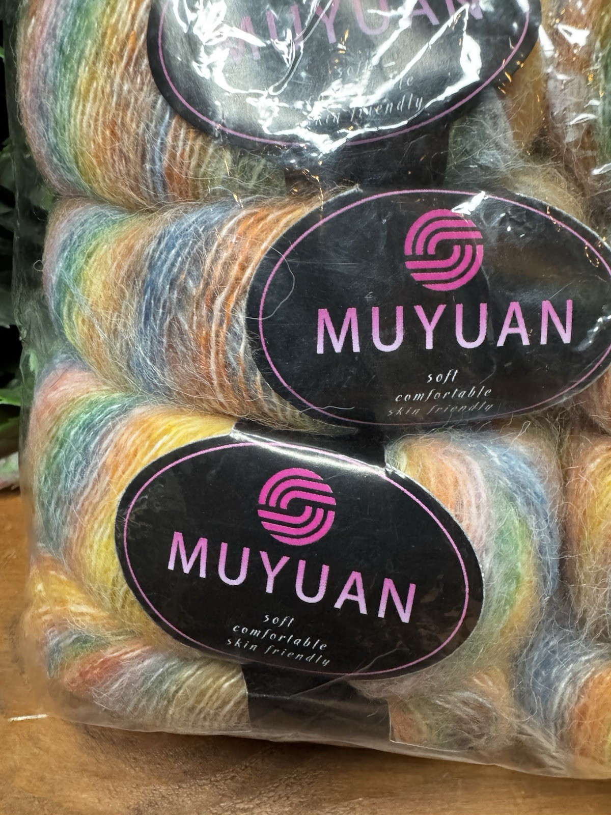 MUYUAN Mohair Blend Yarn Lot of 10 Skeins Rainbow Pastel Lace Weight Sealed NEW