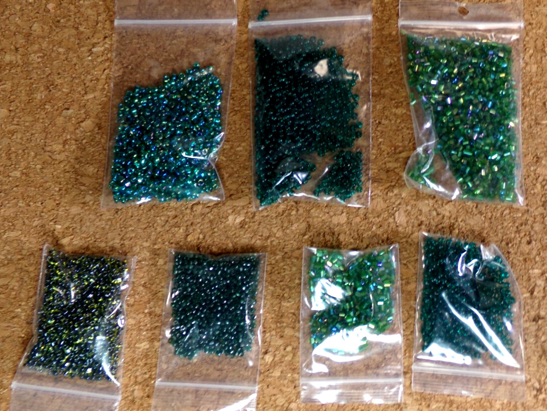 SIZE 11/0 CRAFT SEED BEADS 83 g ( 2.9 OZ) LOT CX14 bz8cr J88CR