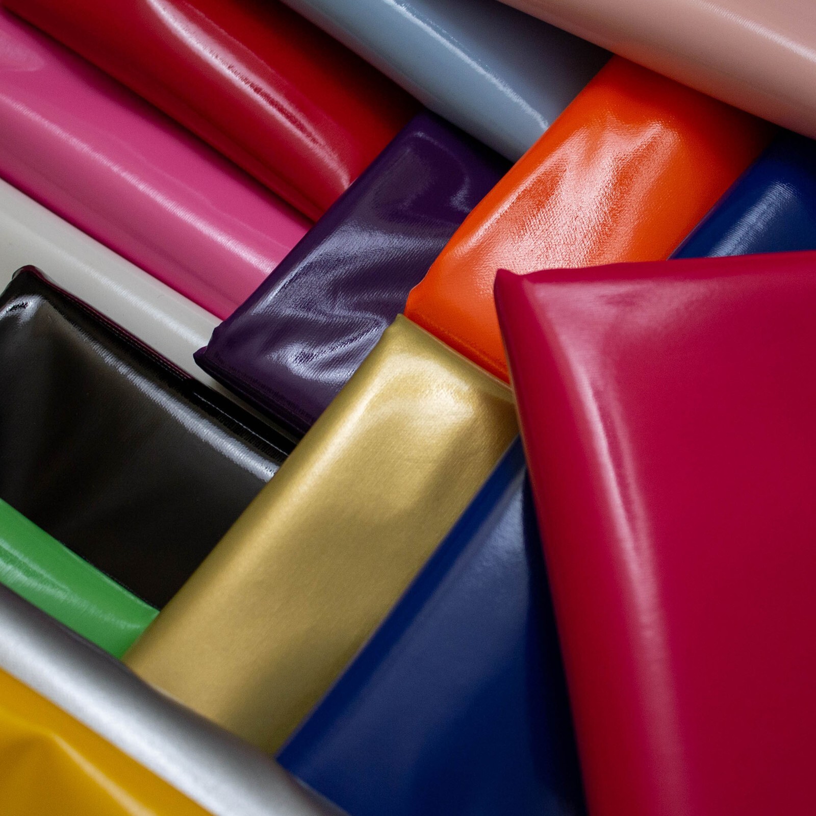 10 Metre Roll PVC Shiny Stretch Fabric – 1 Way Natural stretch – Bulk Price