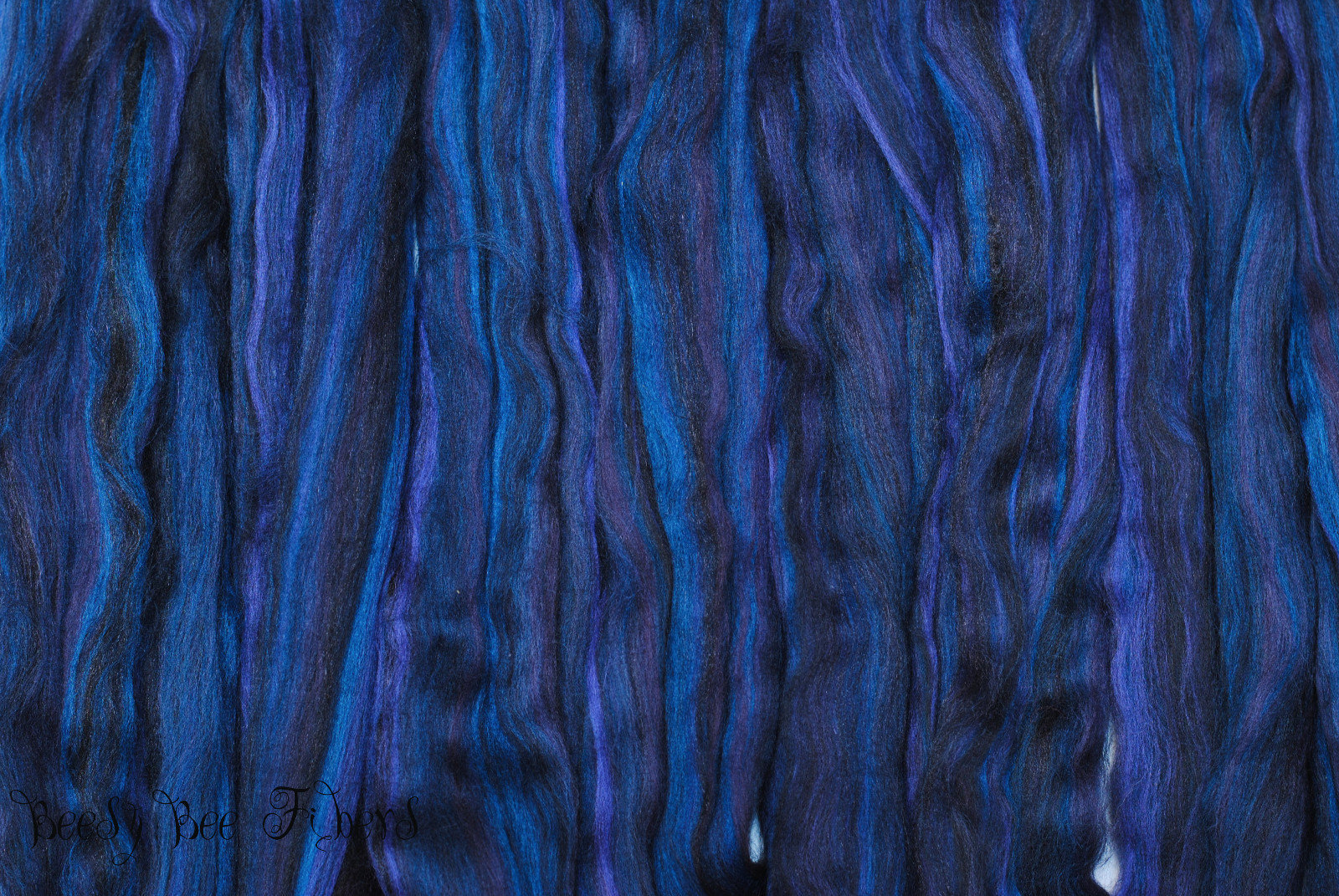 RAVEN Merino and Tussah Silk Blend Combed Top Wool Roving for Spinning, Felting