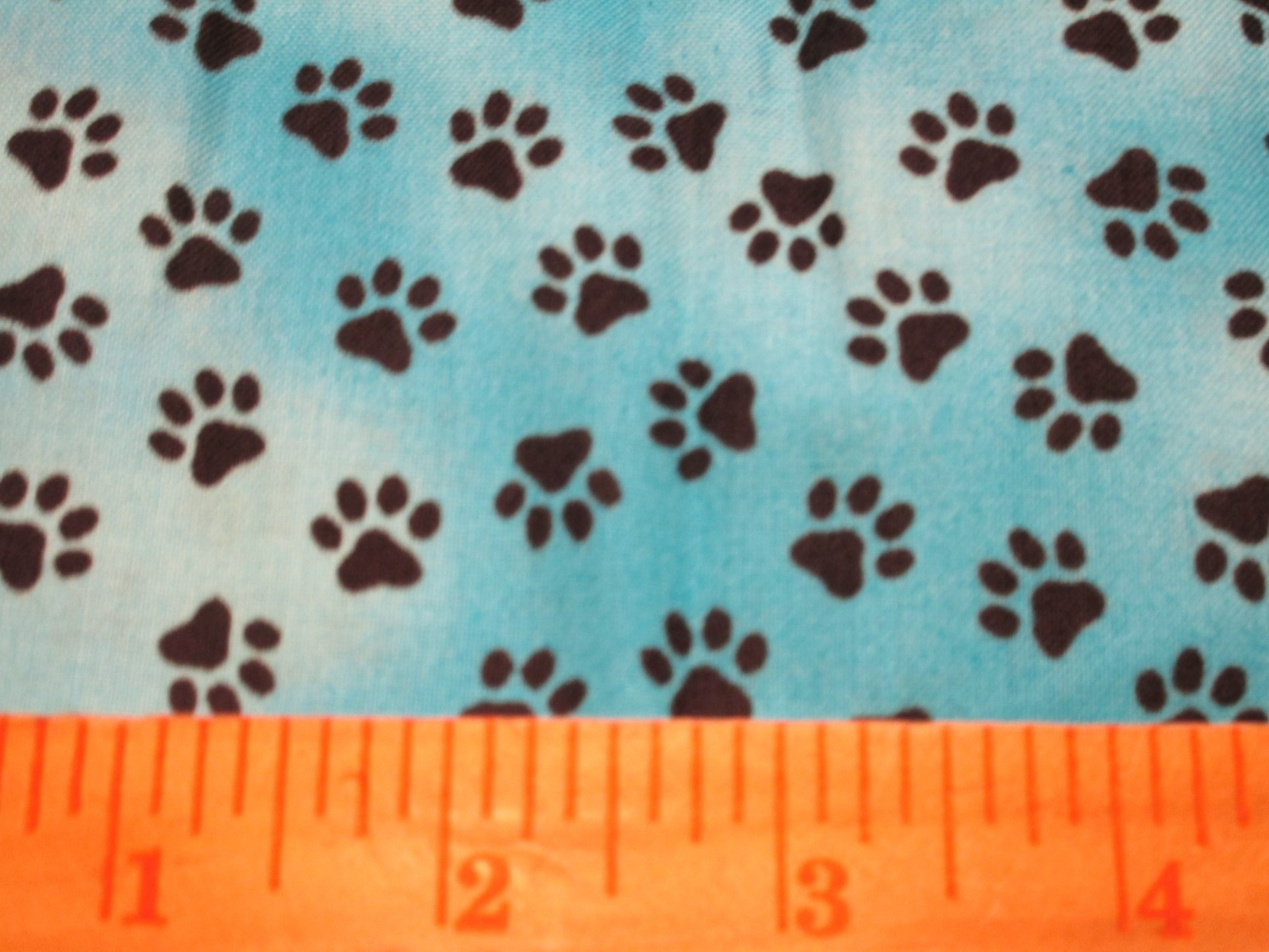 1 Fat Quarter Cotton Black & Blue Pet Dog Animal Paws Approx 21″ x 18″
