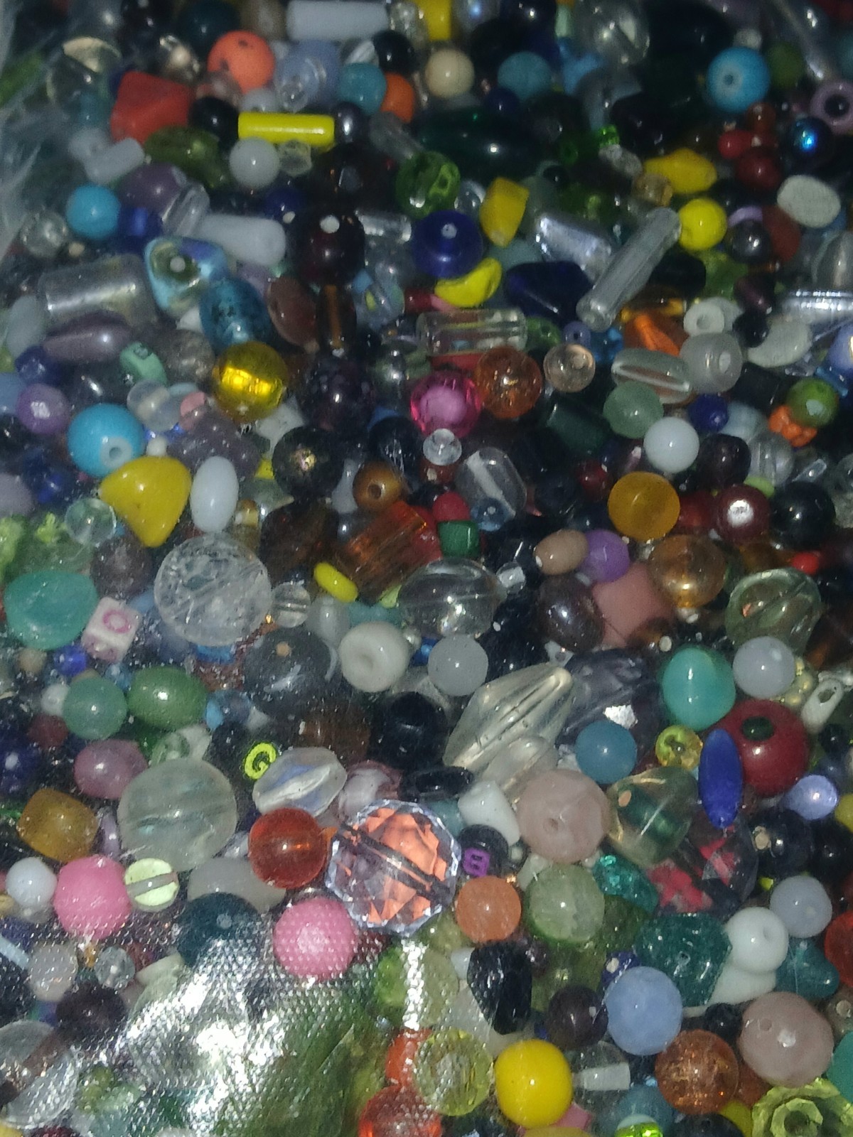HUGE 5 1/2 Pounds Mixed Loose Beads Bulk Lot for Jewelry Making and DlY Crafts!