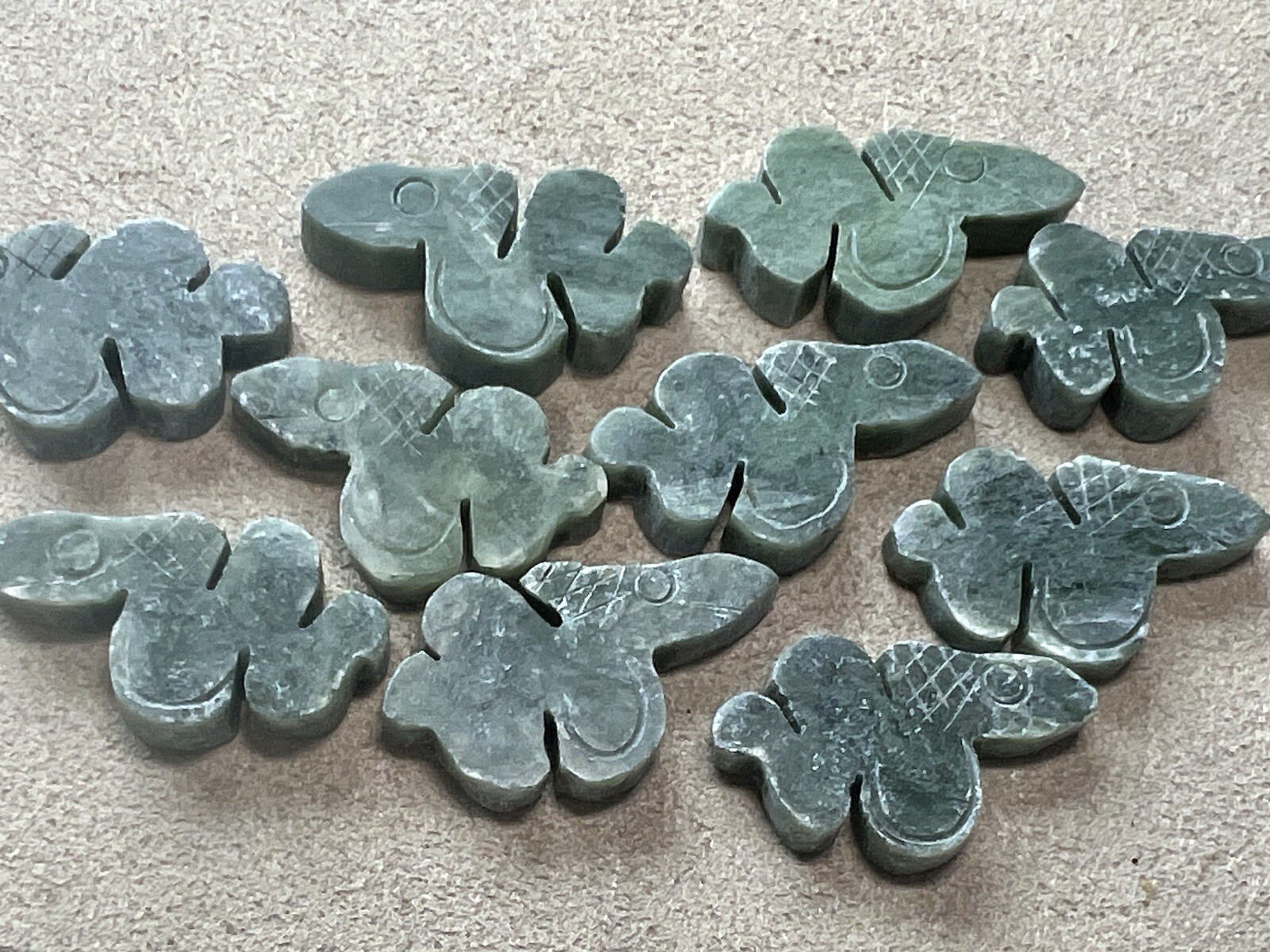 10 Carved Green Stone Snake Pendants No Hole New Old Stock Lot Jewelry Making