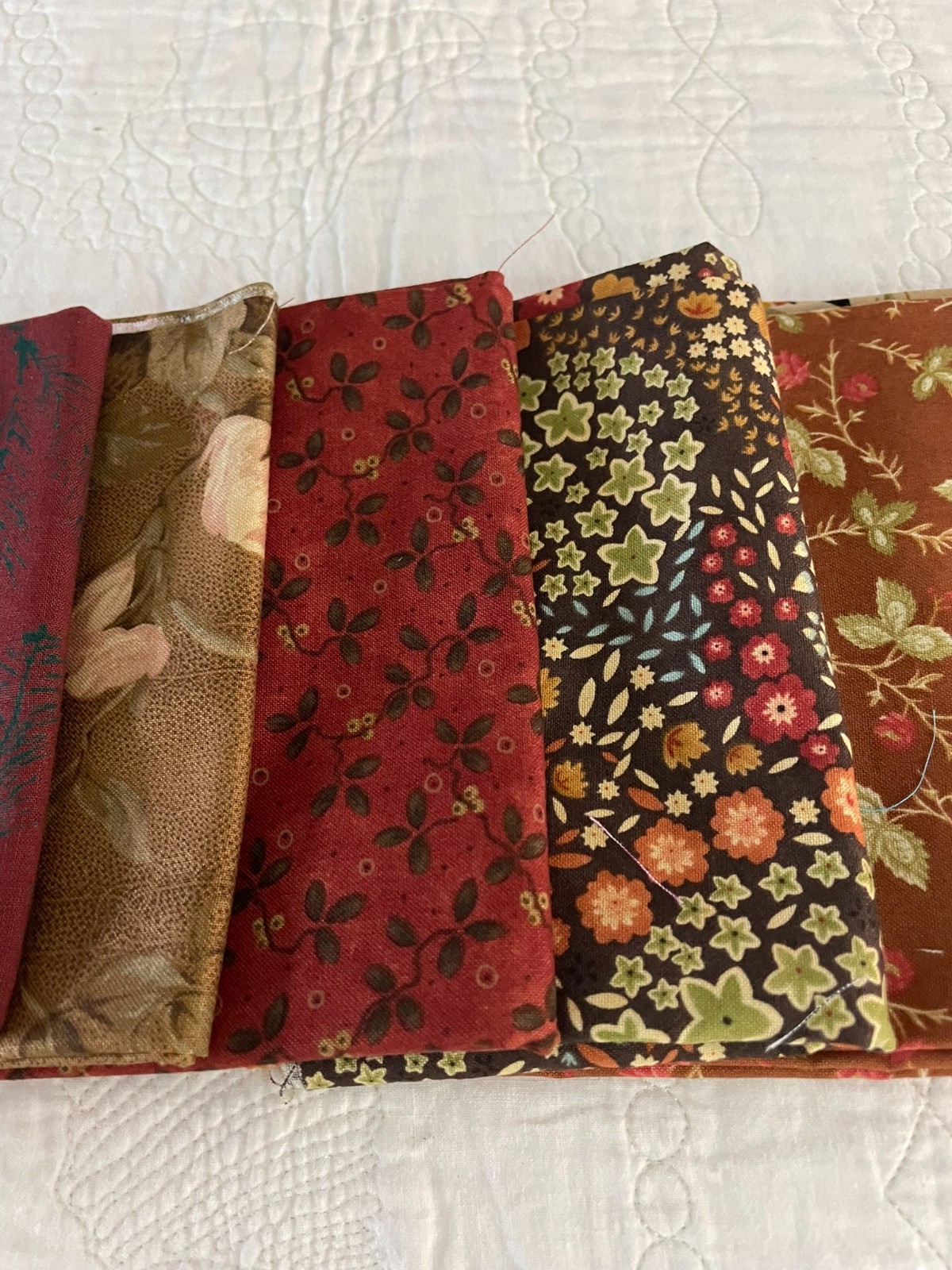 9 – Fabric Fat Quarters 18″ x 21″ ( Brown’s )
