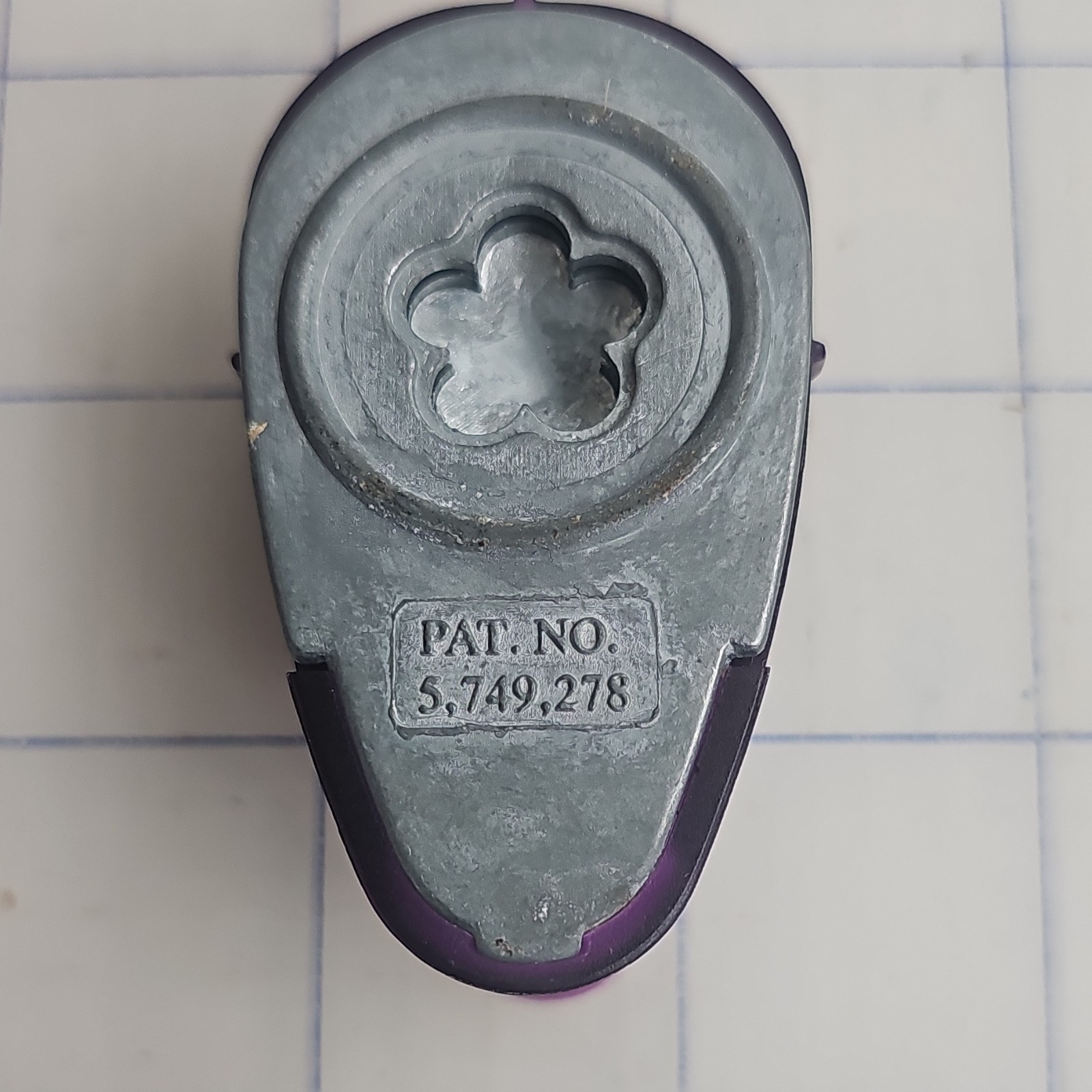 Flower Theme Paper Punch Purple S.749.278 Less Than 1″