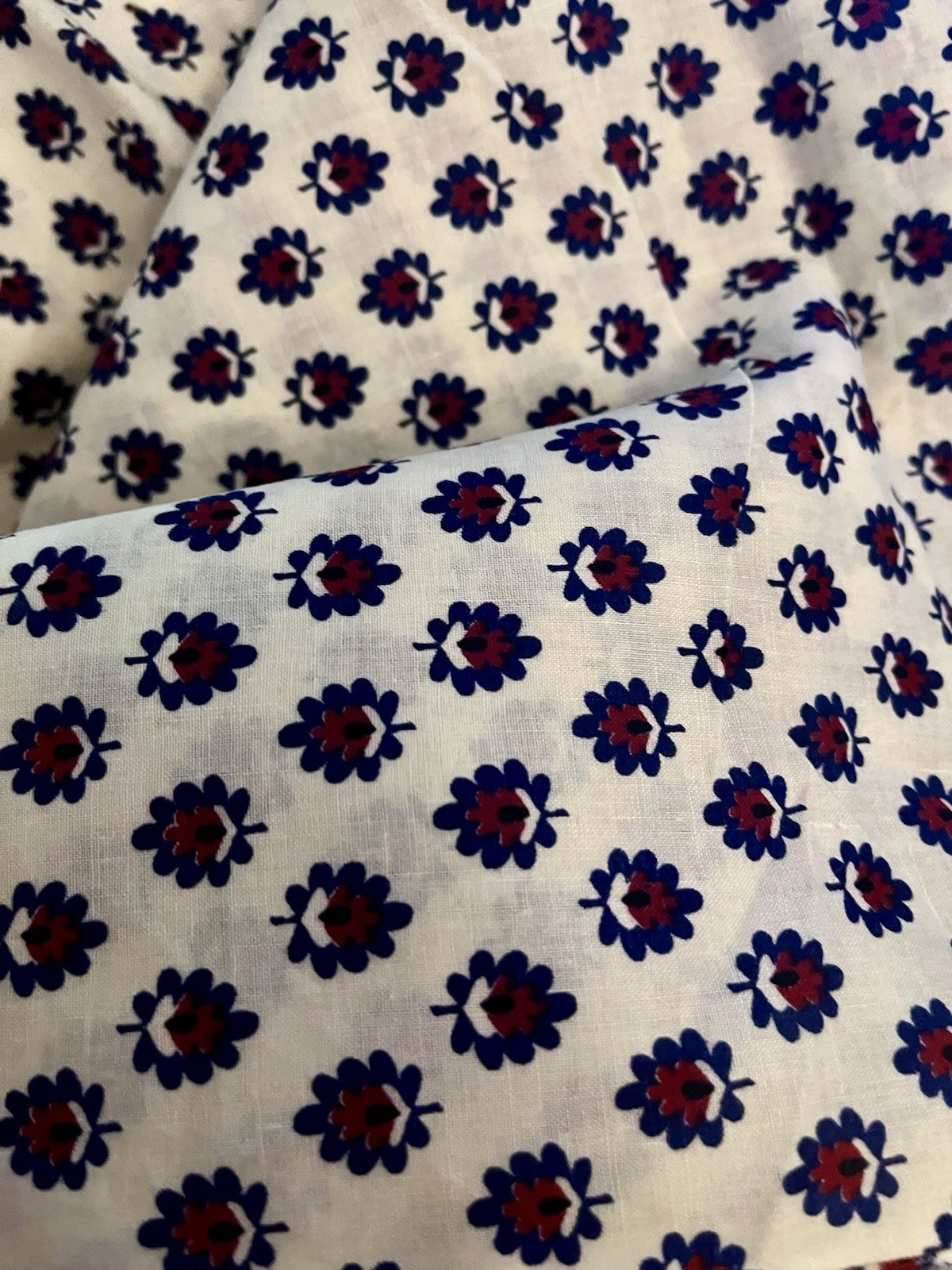VTG Oak Leaf or Faux Indian Block Print Burgundy & Navy on Cream BTFQ