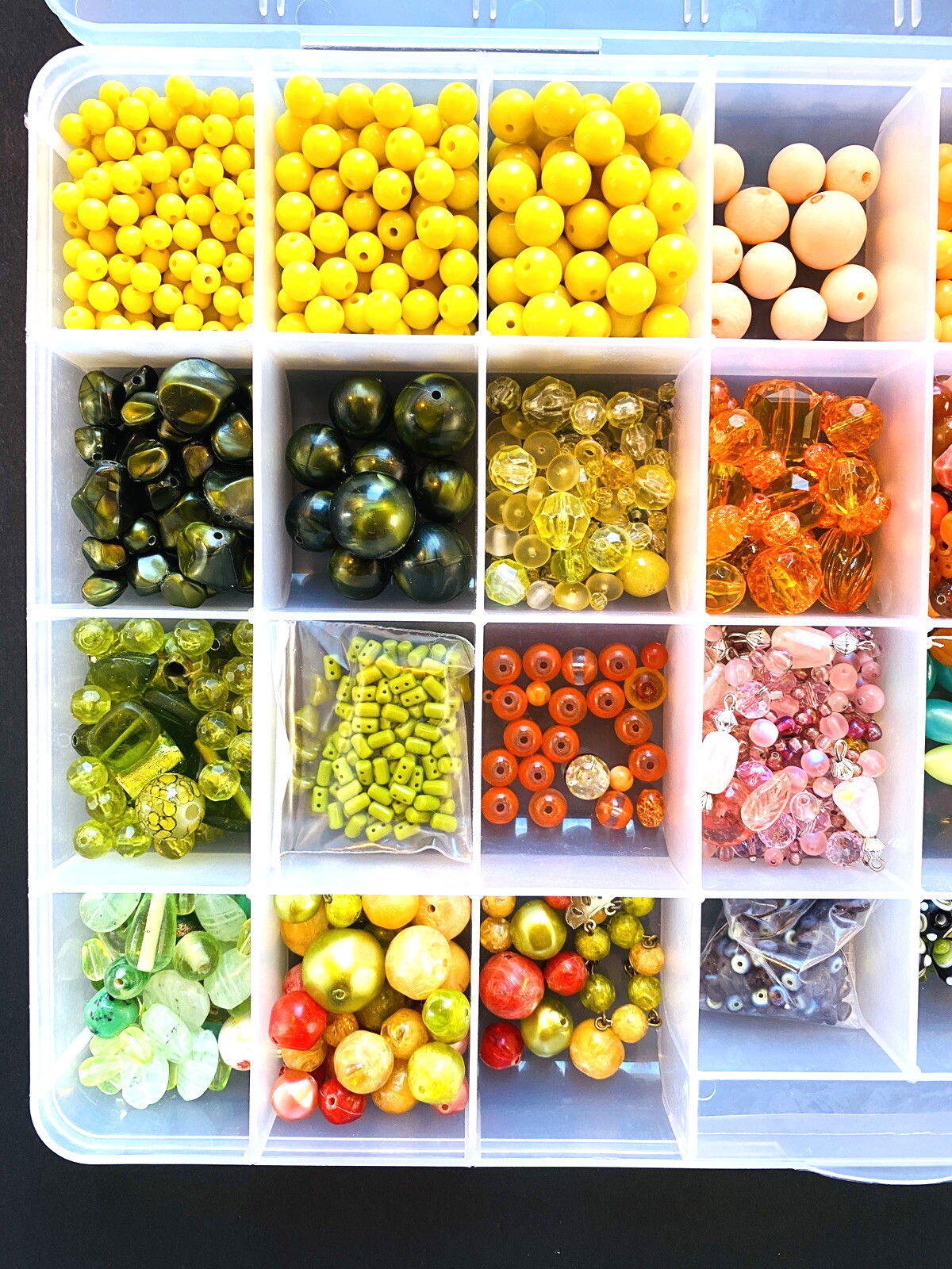 TRAY + COLORFUL BEADS! Vintage + Modern Glass Clay Plastic Acrylic Seed Lampwork