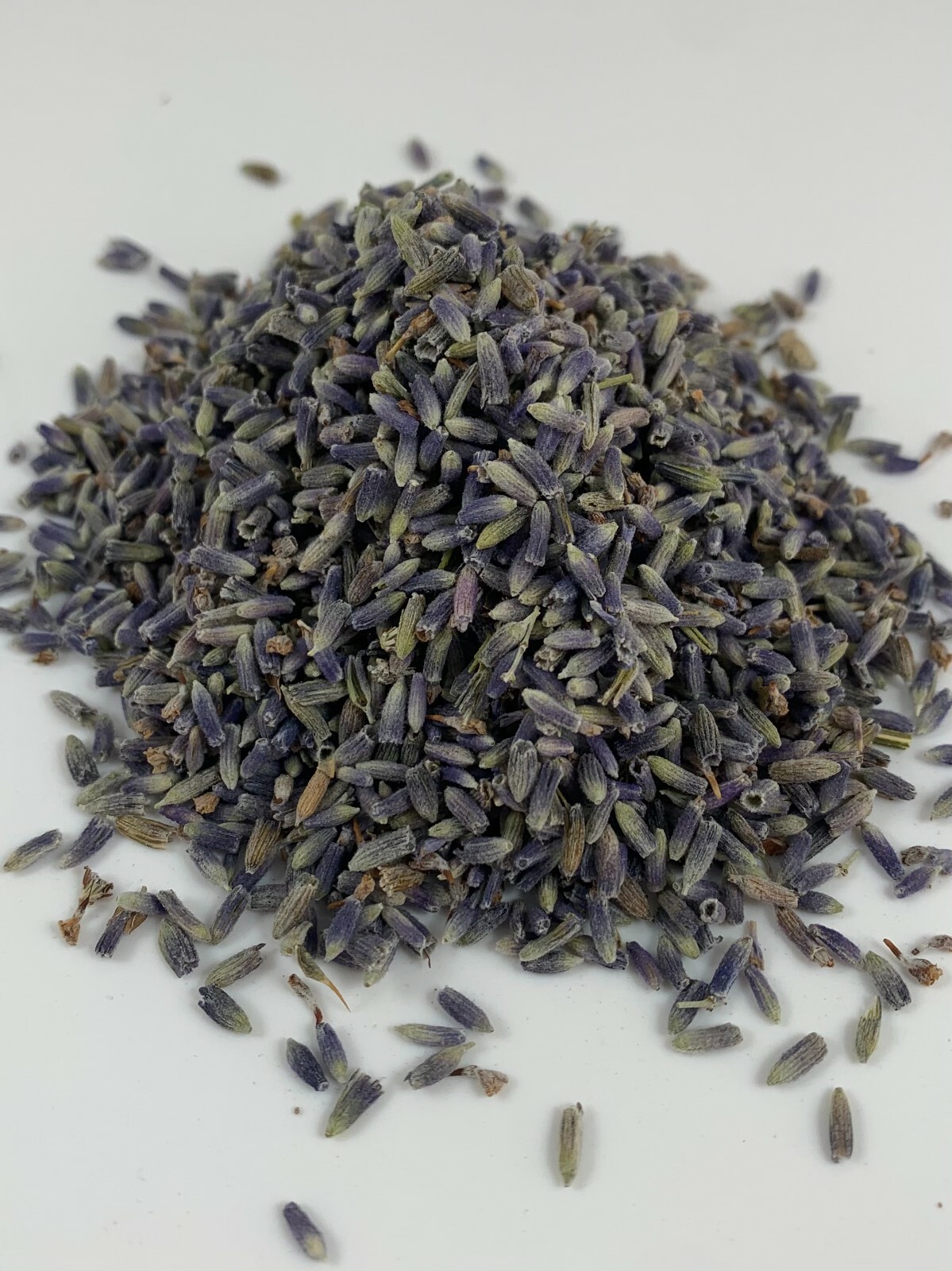 Dried Lavender Flower Buds – Culinary Grade Herb for Tea, Baking, Crafts
