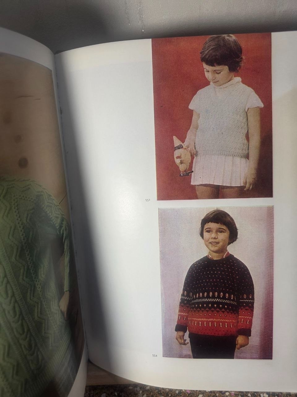 1978 VINTAGE KNITTING CROCHET PATTERNS BOOK Fashionable Knitwear Soviet Bulgaria