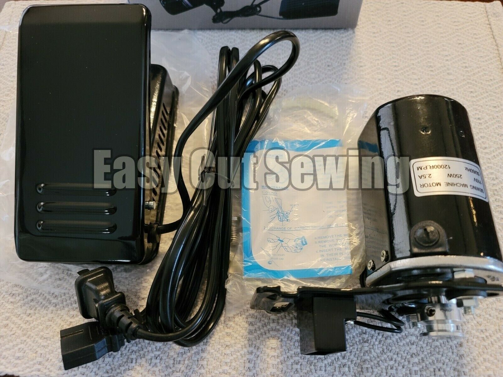Sewing Machine Motor 250 WATTS Pfaff 130,30 Complete With Foot Control 2.5 AMP