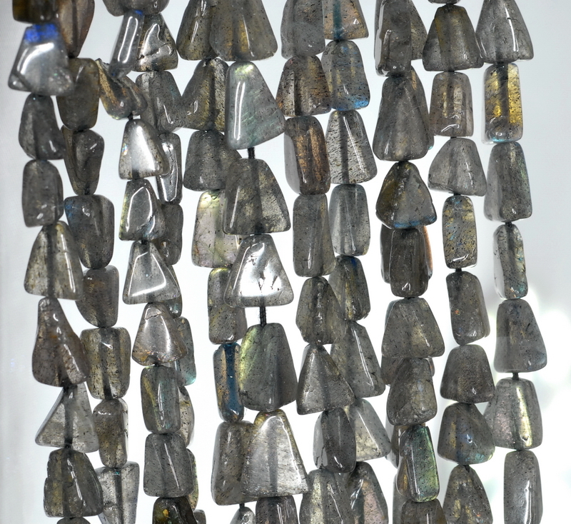 7X6-10X7MM GREY LABRADORITE GEMSTONE TRIANGLE NUGGET LOOSE BEADS 14-15inch