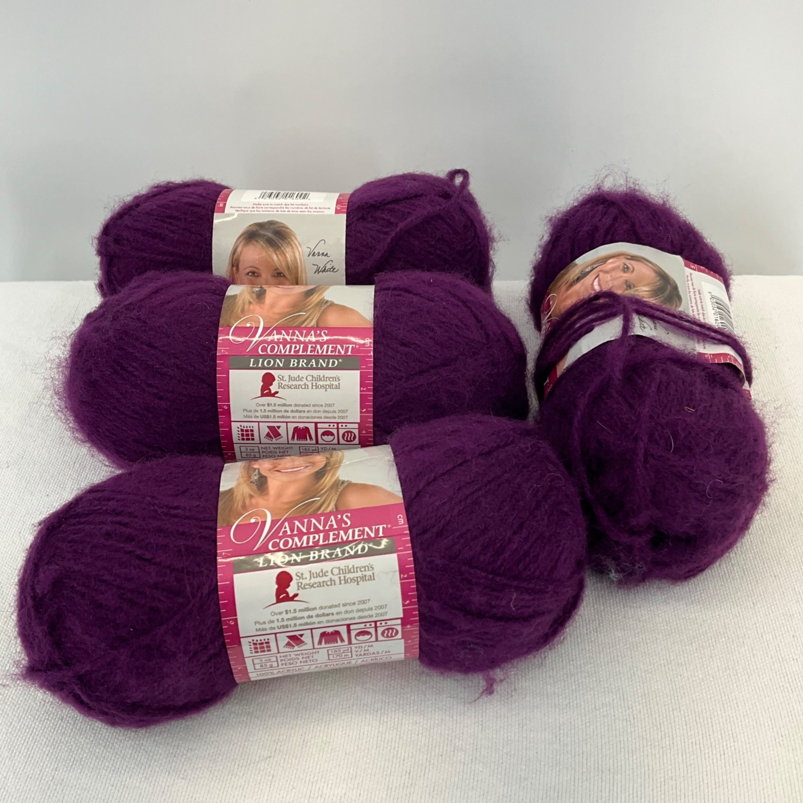 Lion Brand Vannas Complement Yarn Eggplant 100% Acrylic 4 Skeins 3oz Each Medium