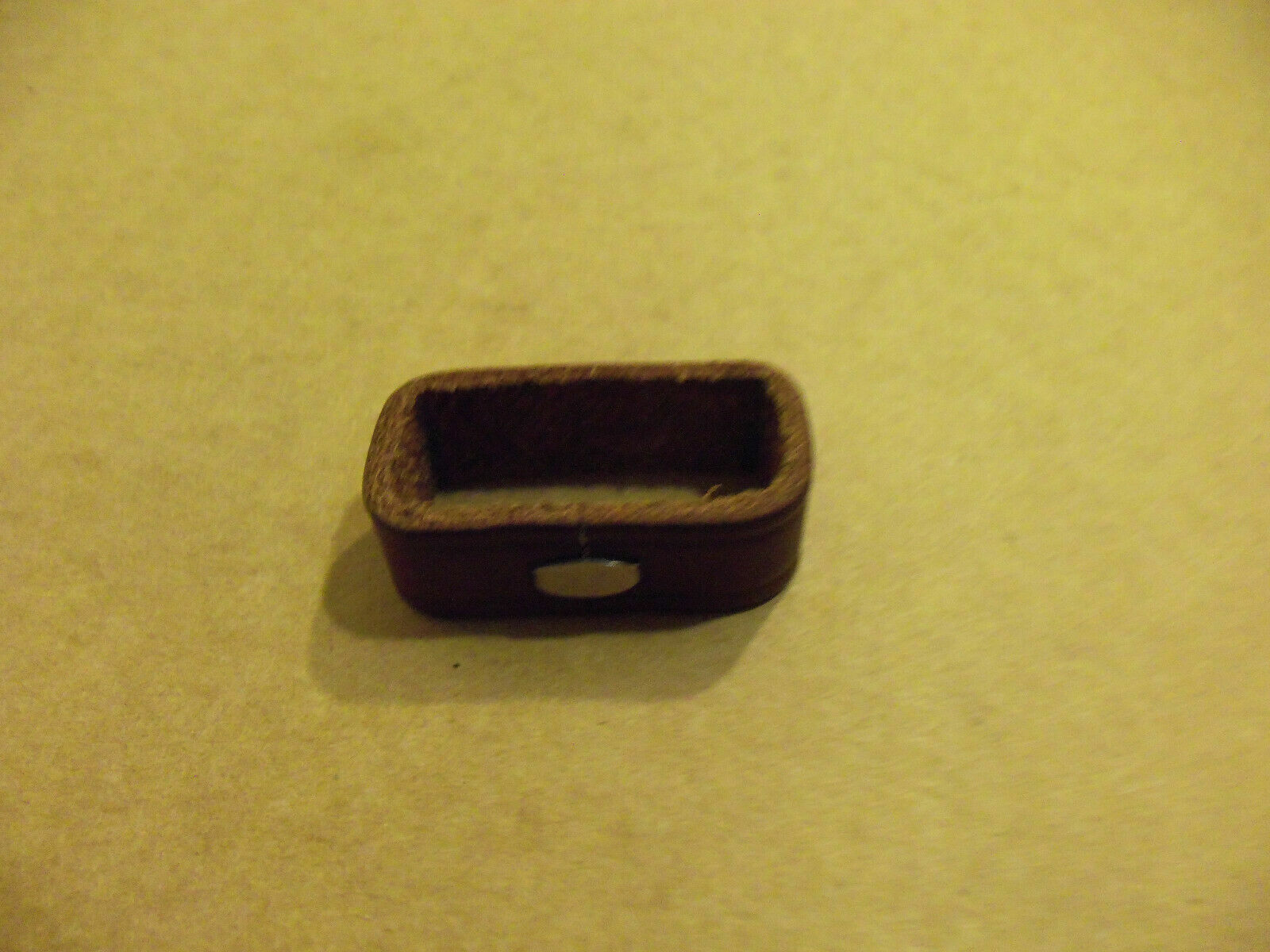 1 1/2″ Brown Leather Belt Keepers / Loops (Pack Of 6)