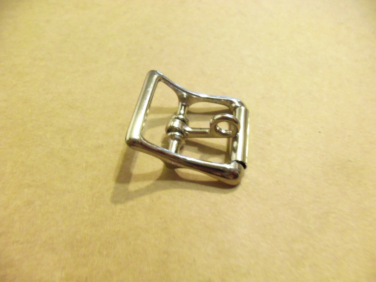 1″ Nickel Plated Middle Bar Roller Buckles With Locking Tongue (Pack Of 10)