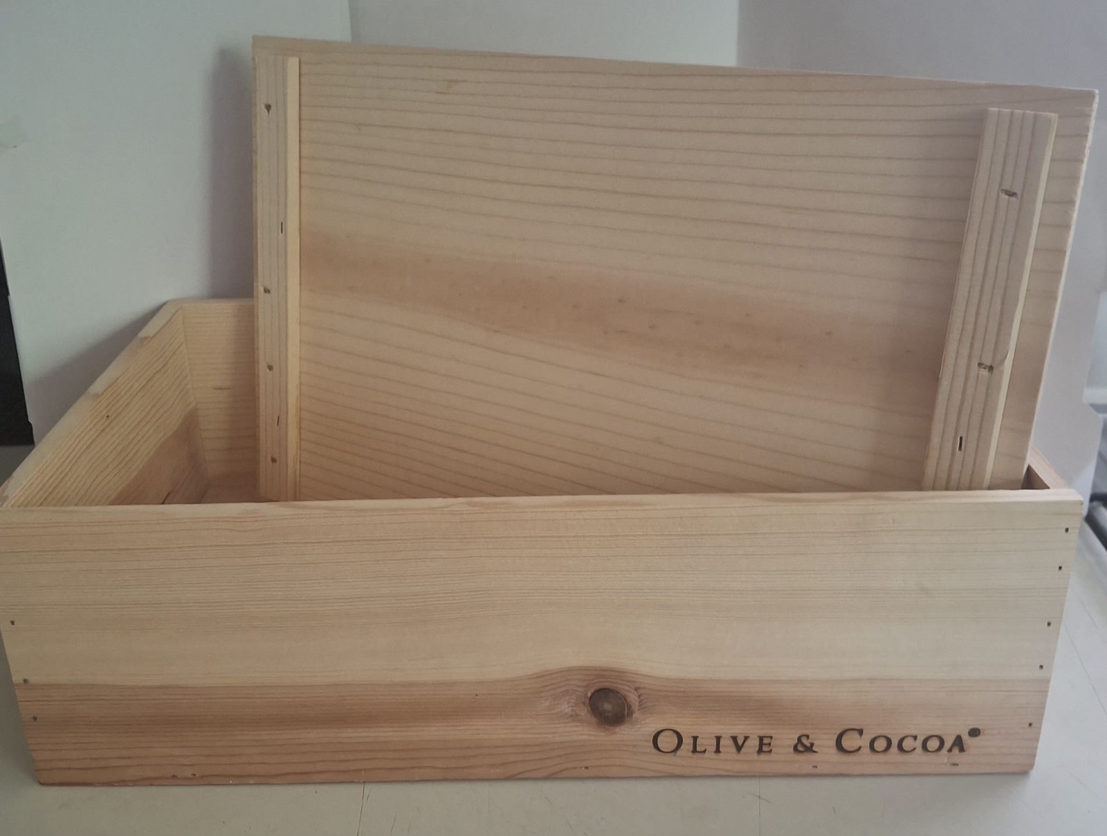 Superb Olive & Cocoa Wooden Pine Empty Storage Box 16″x10”x5” W/Lid