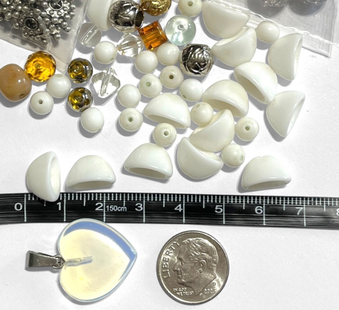 VTG – Now Variety Beads Glass Stone Lampwork Crackle Art Jewelry Making Lot Mix