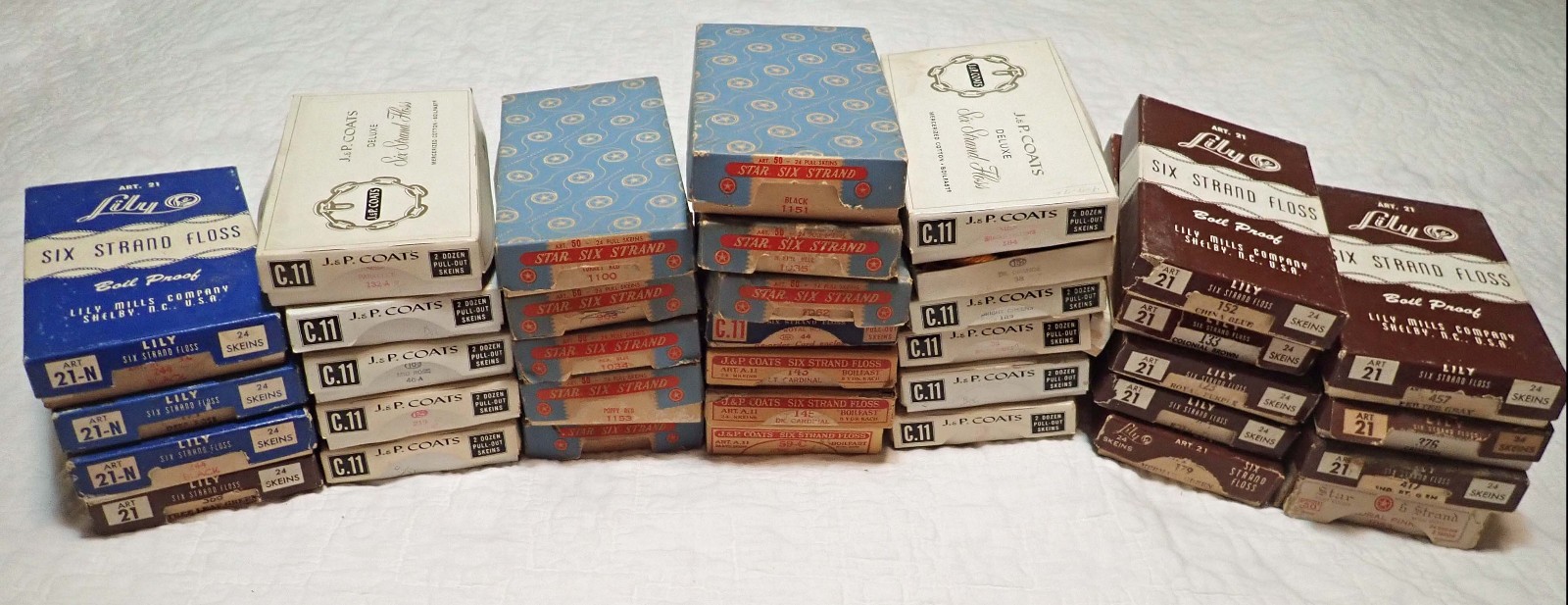 Lot 700+ Skeins Vintage Embroidery Floss Lily Star J&P Coats Original Boxes