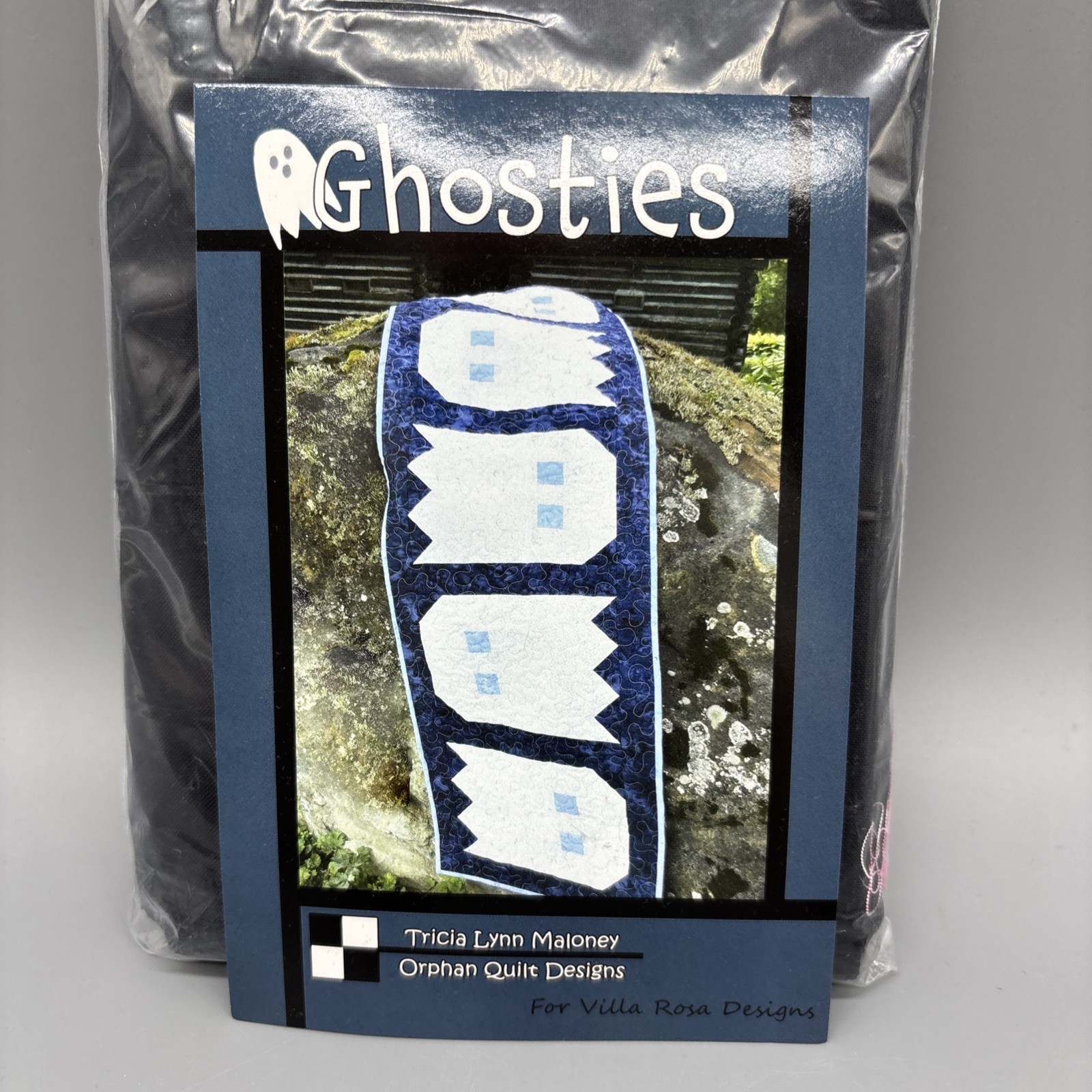 Villa Rosa Designs Ghosties Arcade Quilt Kit 16” X 57” Ghosts