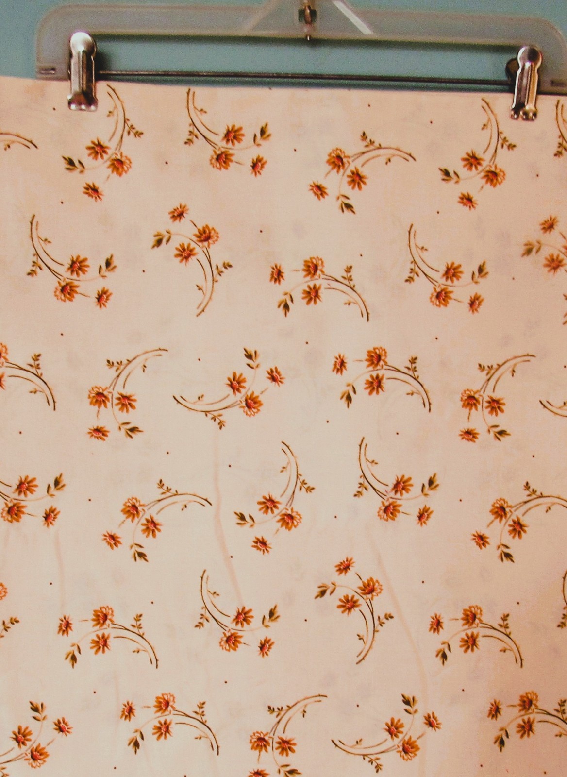 MAYWOOD STUDIO CHRYSANTHEMUM FLORAL ON BEIGE COTTON FABRIC 1 8/9 YARDS