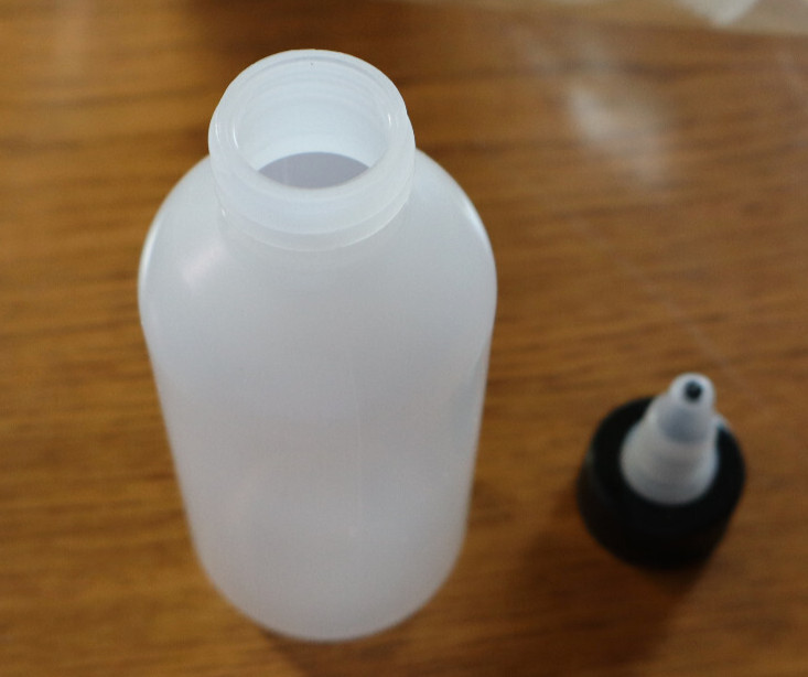 11 pack of 4oz (120mL) LDPE Plastic Boston Round Bottles W/ Cap Twist Top