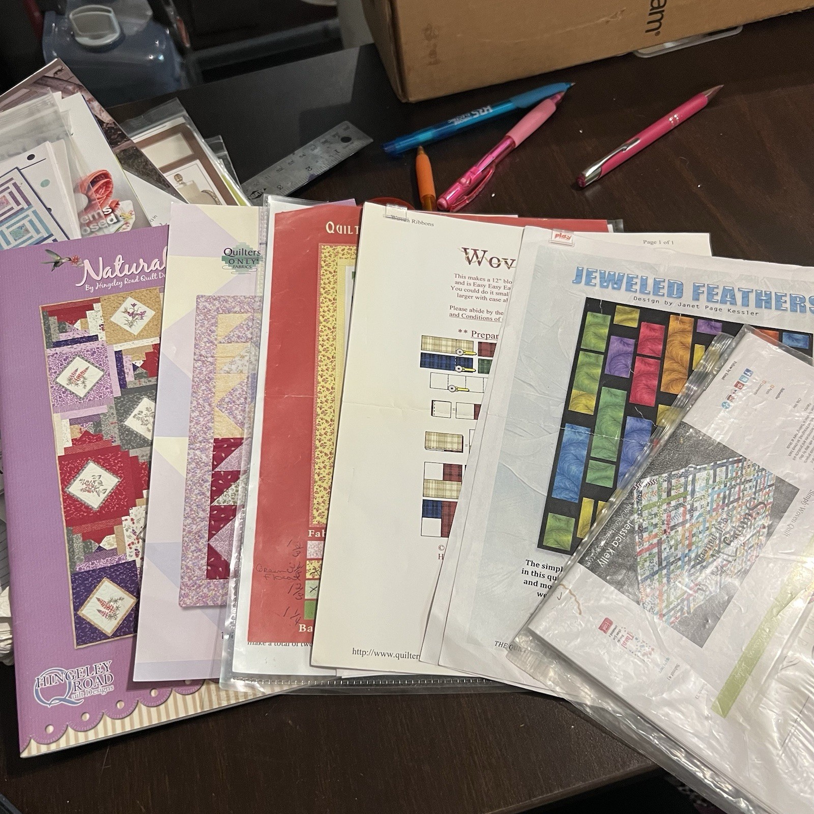 Lot of 11 Quilt Patterns & Magazines Wall Hangings Modern & Traditional