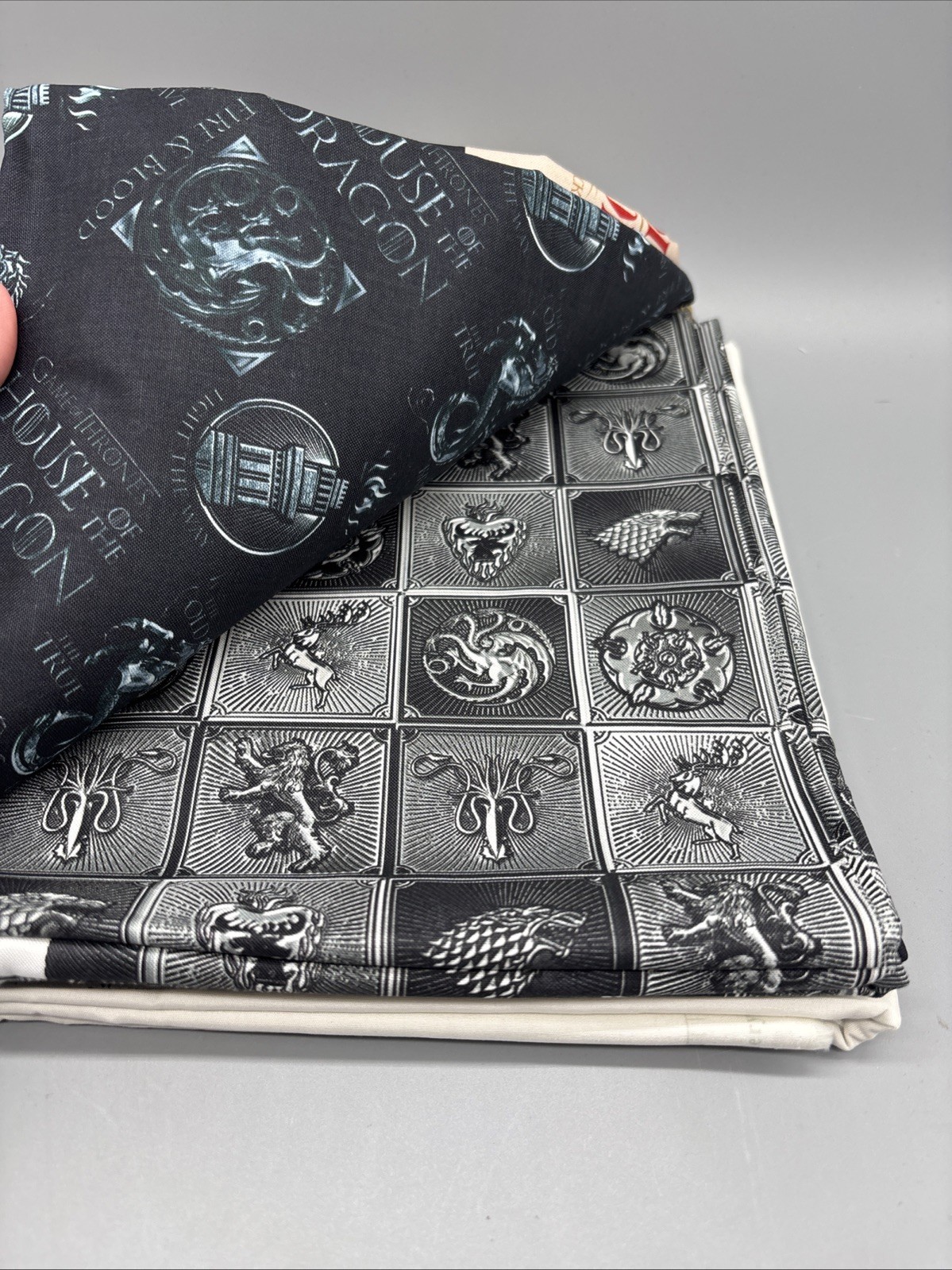 Quilt Kit – Villa Rosa Designs Cascade Game Of Thrones 40” X 54” Dragons Quilt