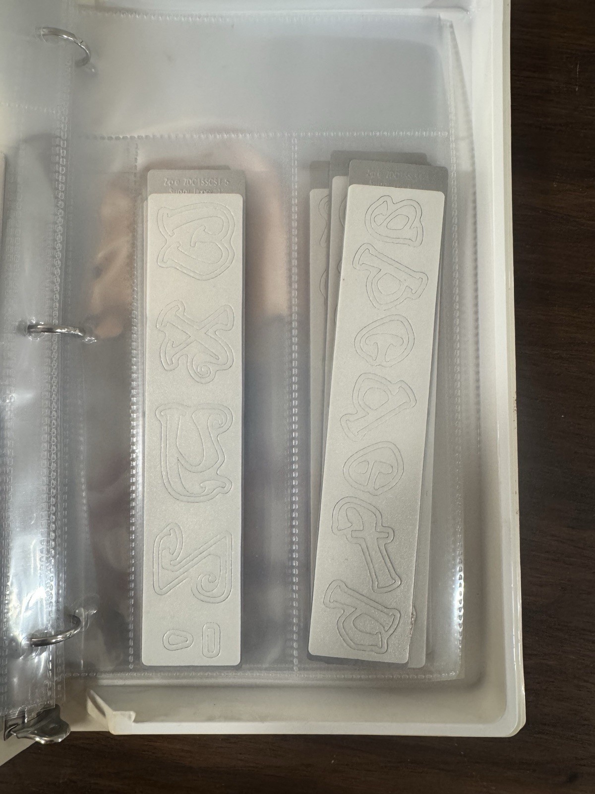 Zip’eCuts Wafer Thin Dies by AccuCut * 40 + Shapes in a Zip’eCuts Case