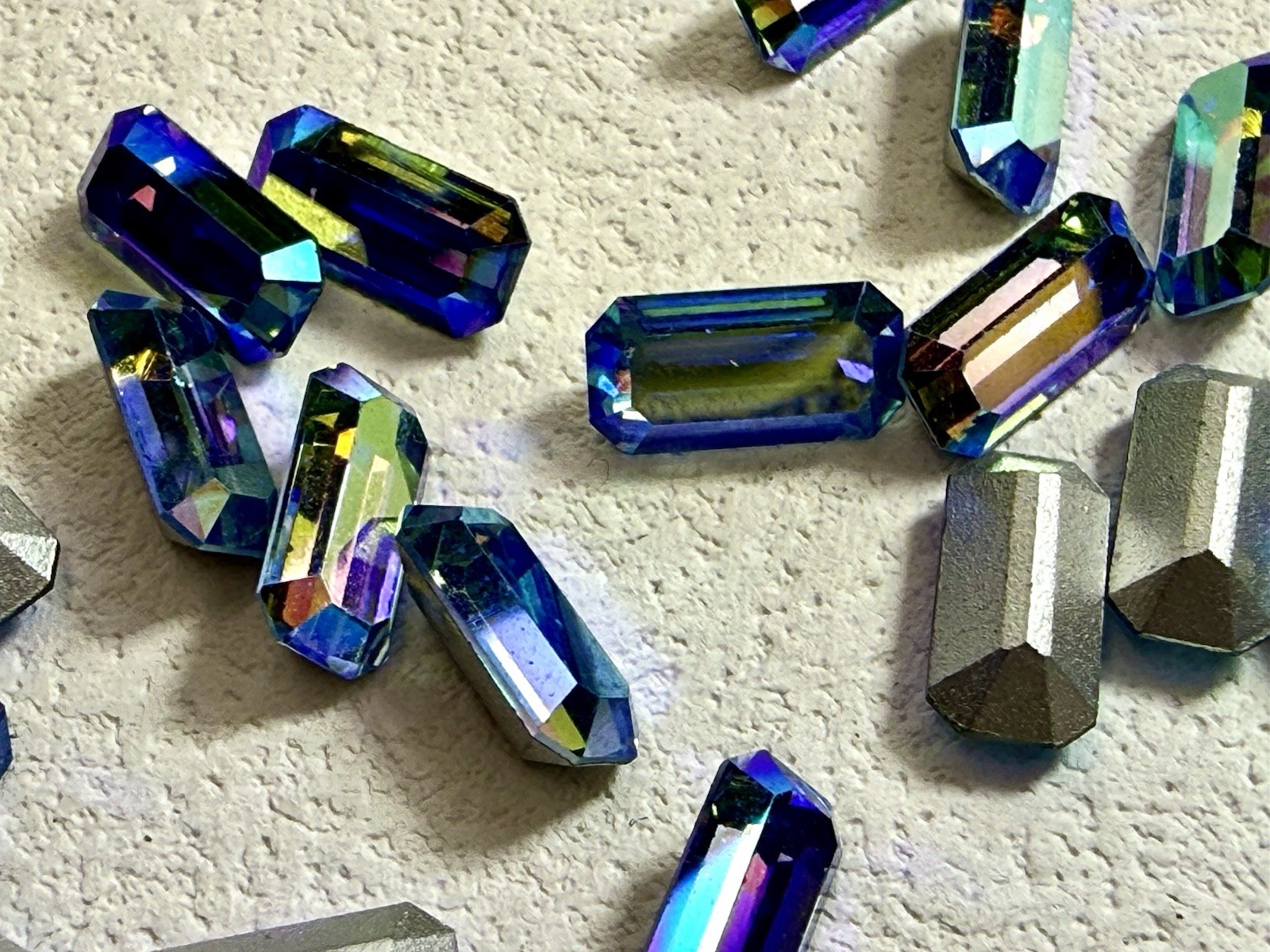 24 Vintage Swarovski Art. 176/I 4600 Octagon 5x10mm Light Sapphire AB Stones
