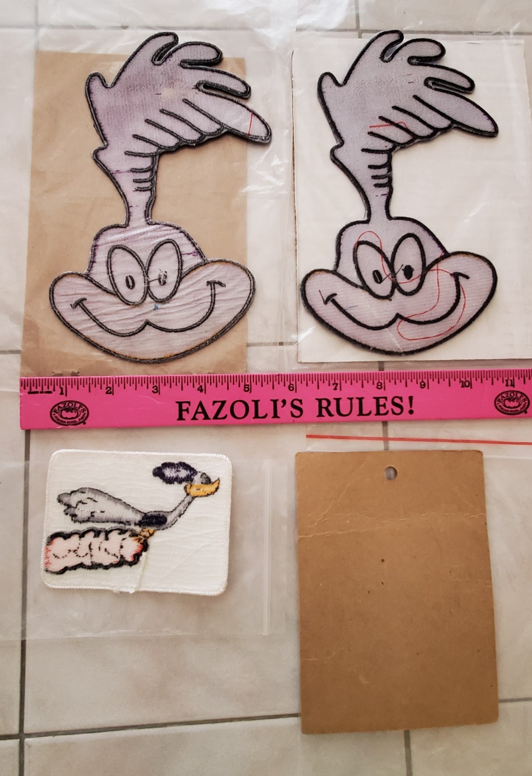 (4) ROAD RUNNER PLYMOUTH SEW-ON/OR GLUE-ON PATCHES 8″X5″/4″X3″/3″ VTG RARE OLD