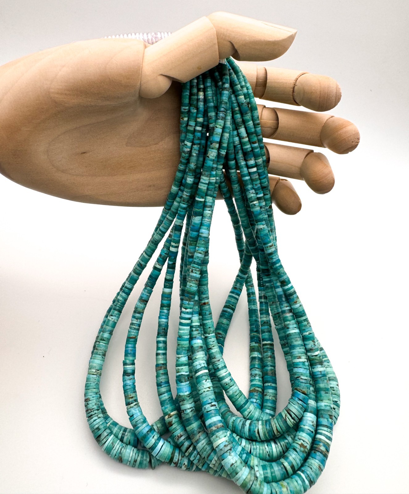 Natural Blue Arizona Kingman Turquoise Heishi Beads: Graduated Gemstone – PGS237