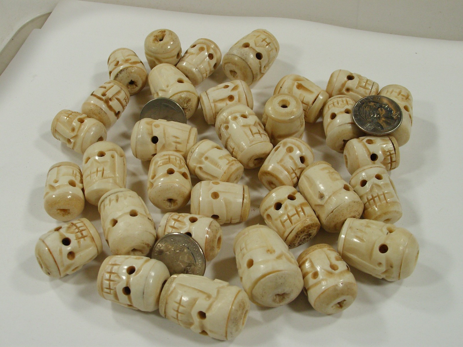 40 PCS Assorted Large India Handmade Water Buffalo Bone Skull Beads (PNKR-4)⭐