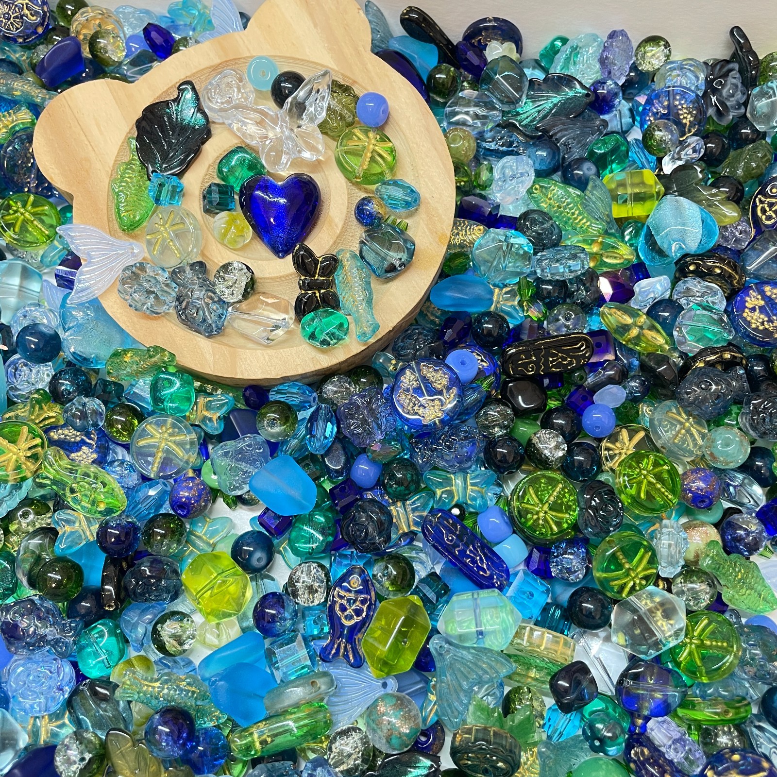 100g Glass beads lot jewelry making mix variety bead supplies Read Description