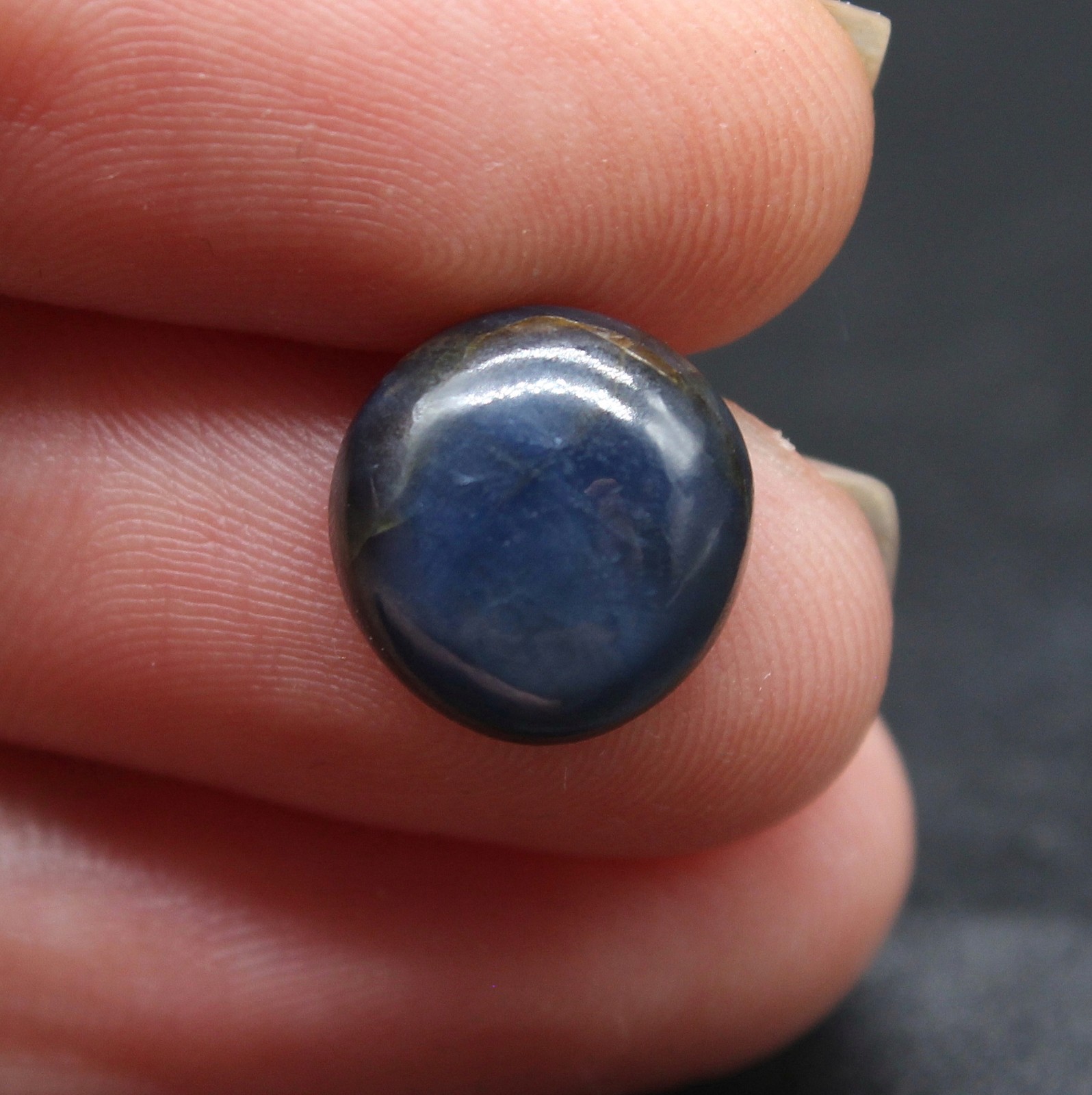 Untreated Blue Sapphire cabochon from Cambodia for jewelry 10x10mm