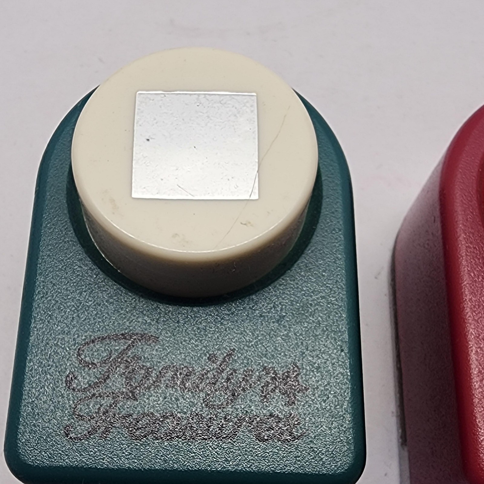 Family Treasures Emagination Craft Punch Lot Square Leaf Less Than 1in Red Green