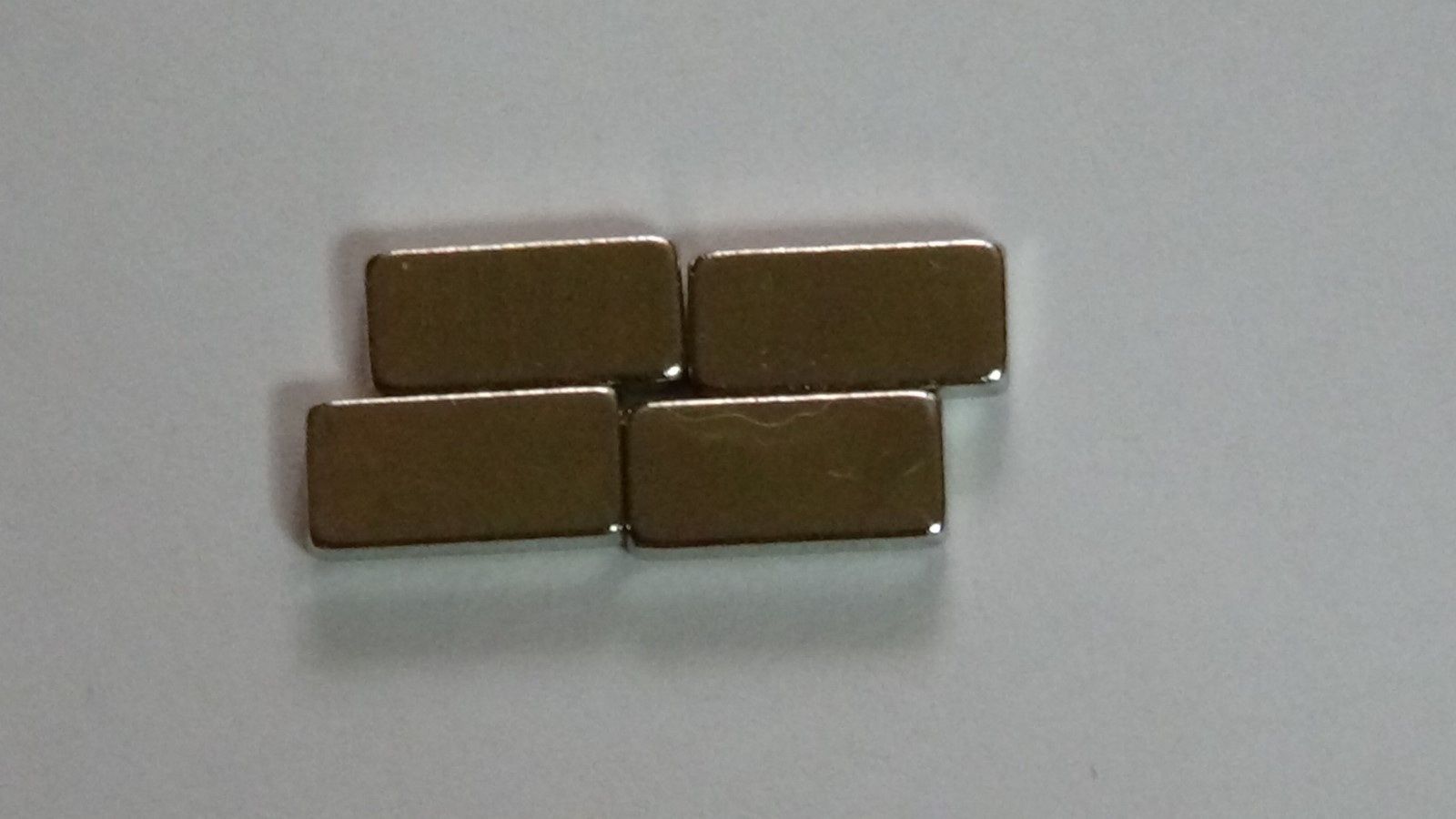 1/24 1/32 1/43 Slot Car UNIVERSAL 4ea RareEarth MAGNETS 9.73mm x 4.69mm x 1.74mm