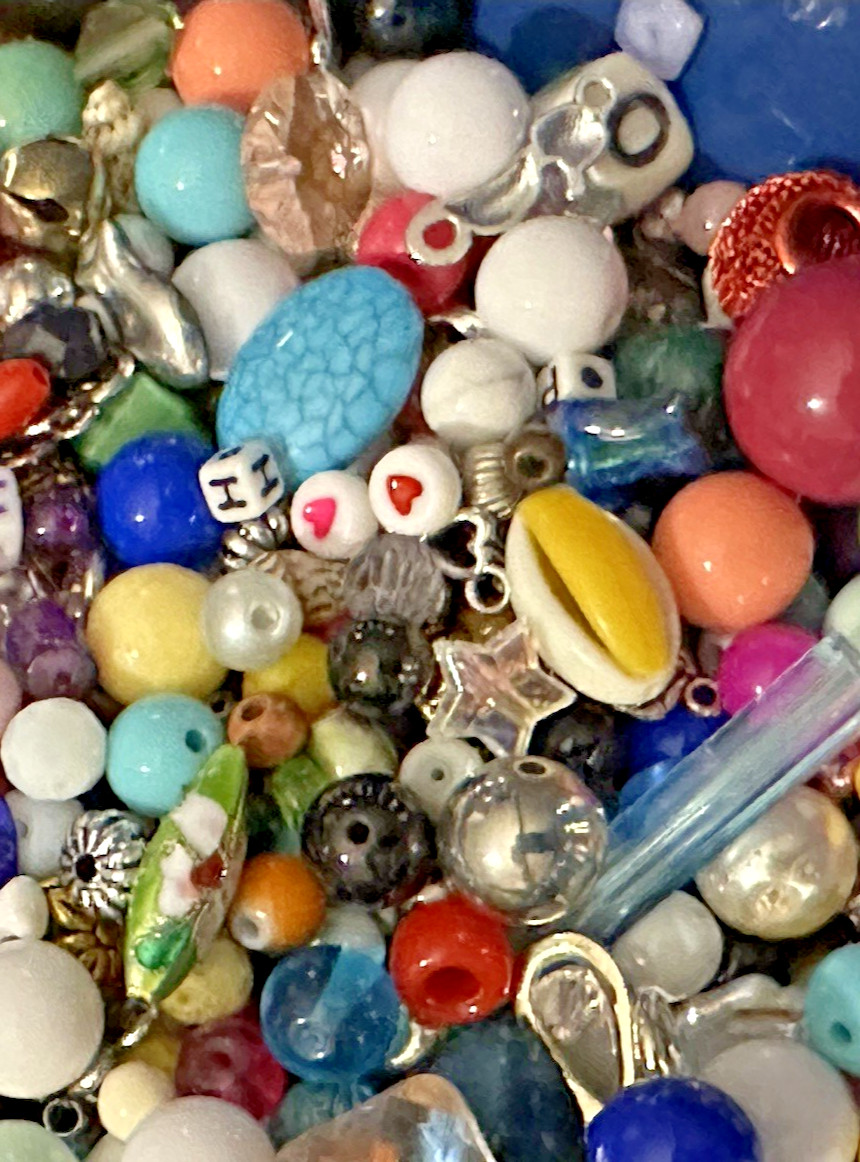 1 Pound Bead Soup Acrylic Glass Metal Charms Jewelry Making Supply Craft Lot #4A