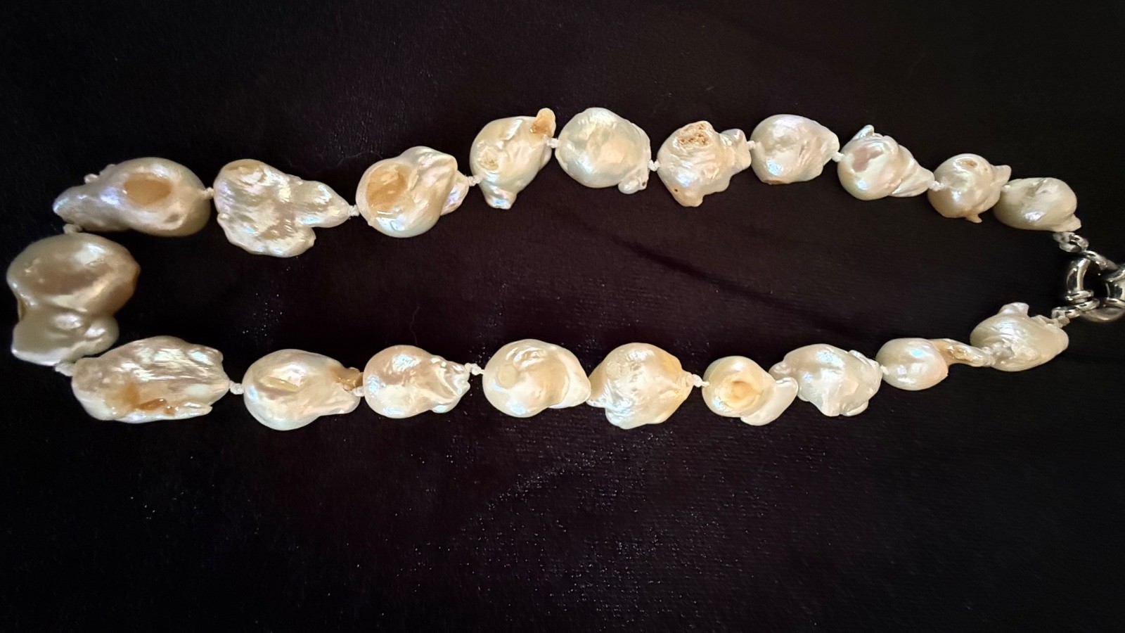 Vintage Freshwater Baroque Pearl Necklace with Metallic Clasp 17.5″ Long