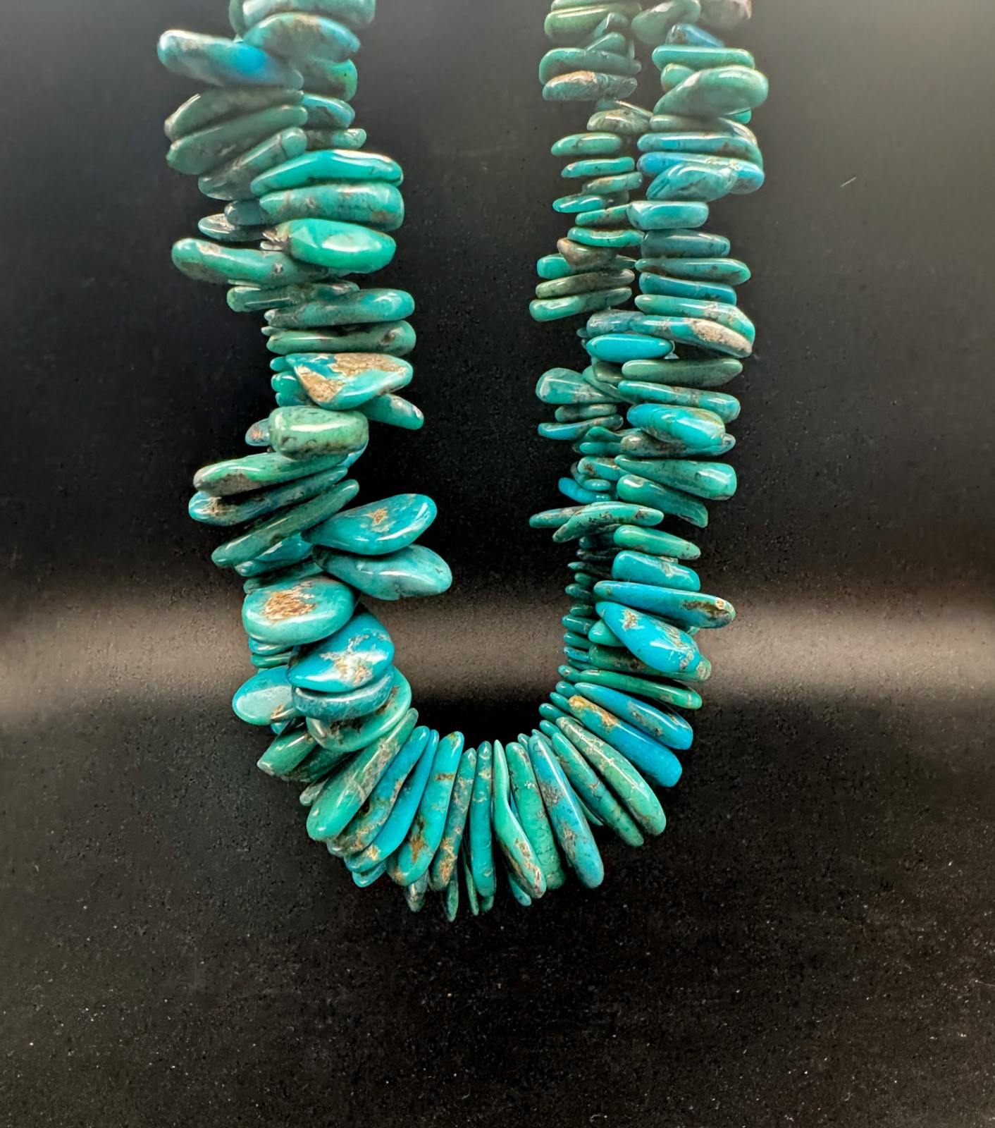 Natural Blue Green Hubei Turquoise Flat Teardrop Gemstone Beads PGS370TQ01
