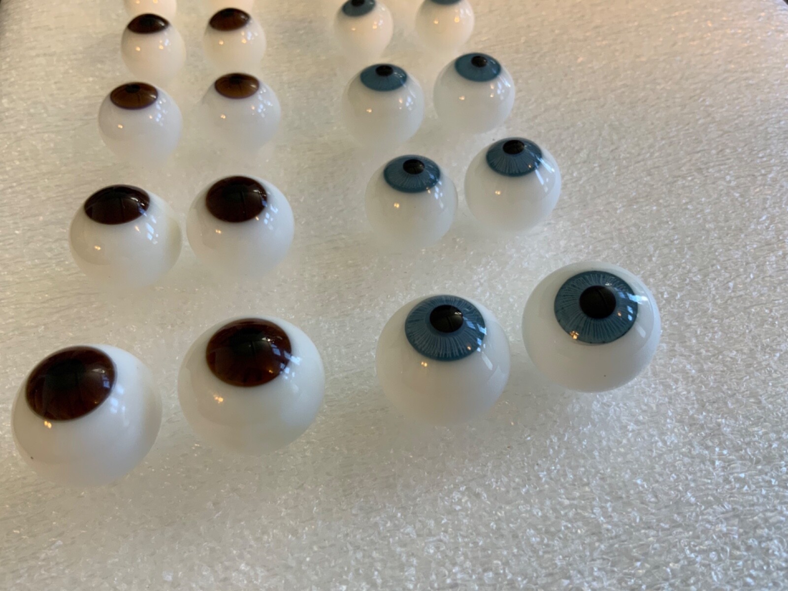 GLASS DOLL EYES, 8mm – 20mm, BLUE AND BROWN, MADE IN GERMANY