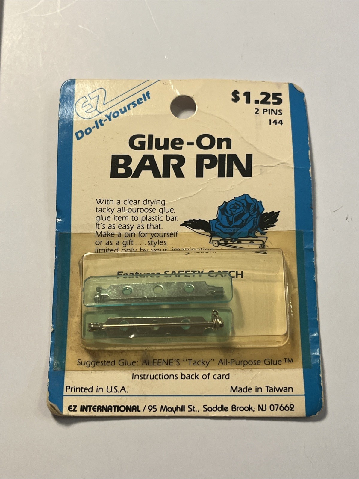 EZ Do-It-Yourself Glue – On Bar Pin Vintage Crafting