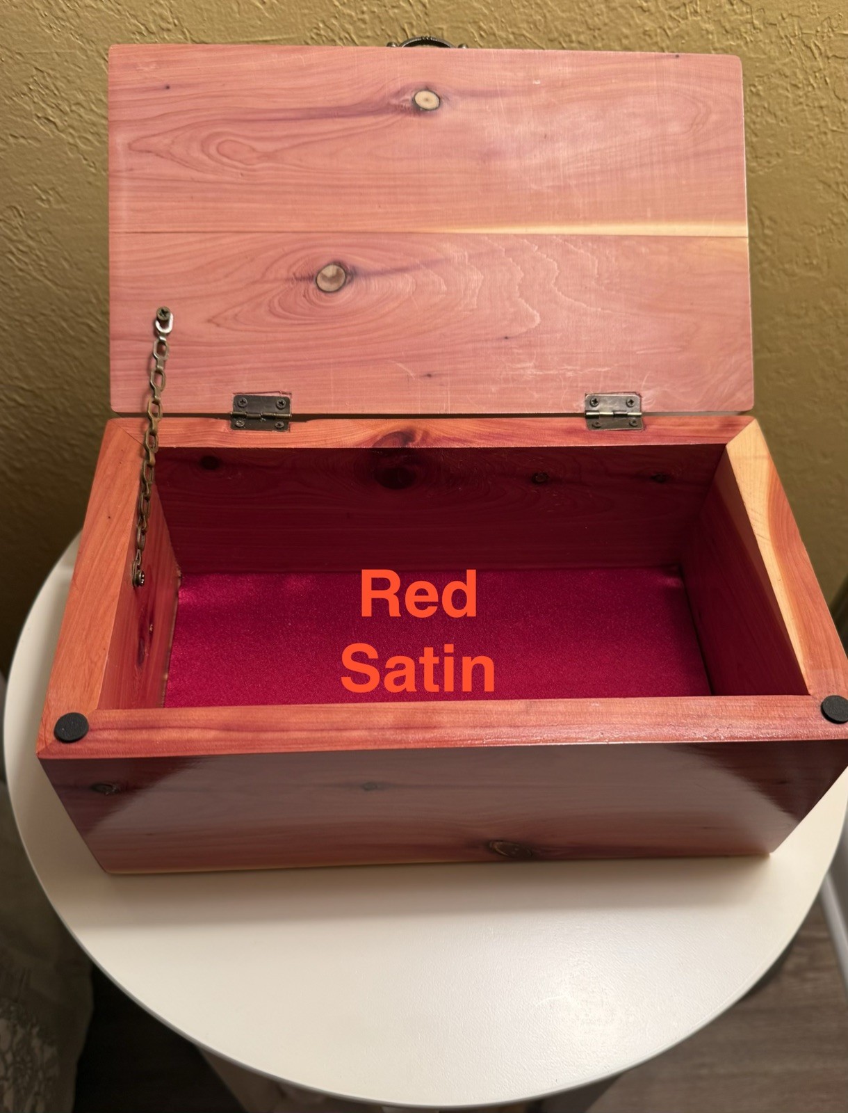 Handmade Aromatic Red Cedar Wood Keepsake Box! Acrylic Clear Coated! Brand New!