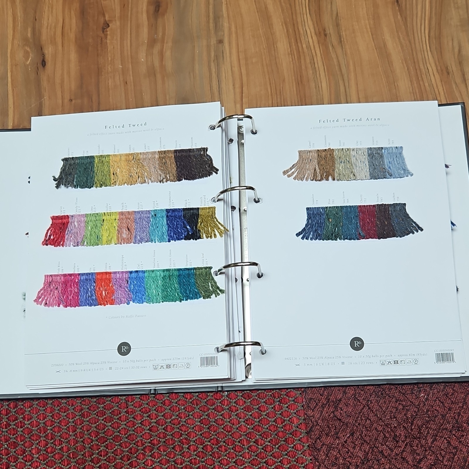 Rowan 2022–2023 Yarn Shade Card / Sample Book 25+ Pgs Complete with Real Yarn