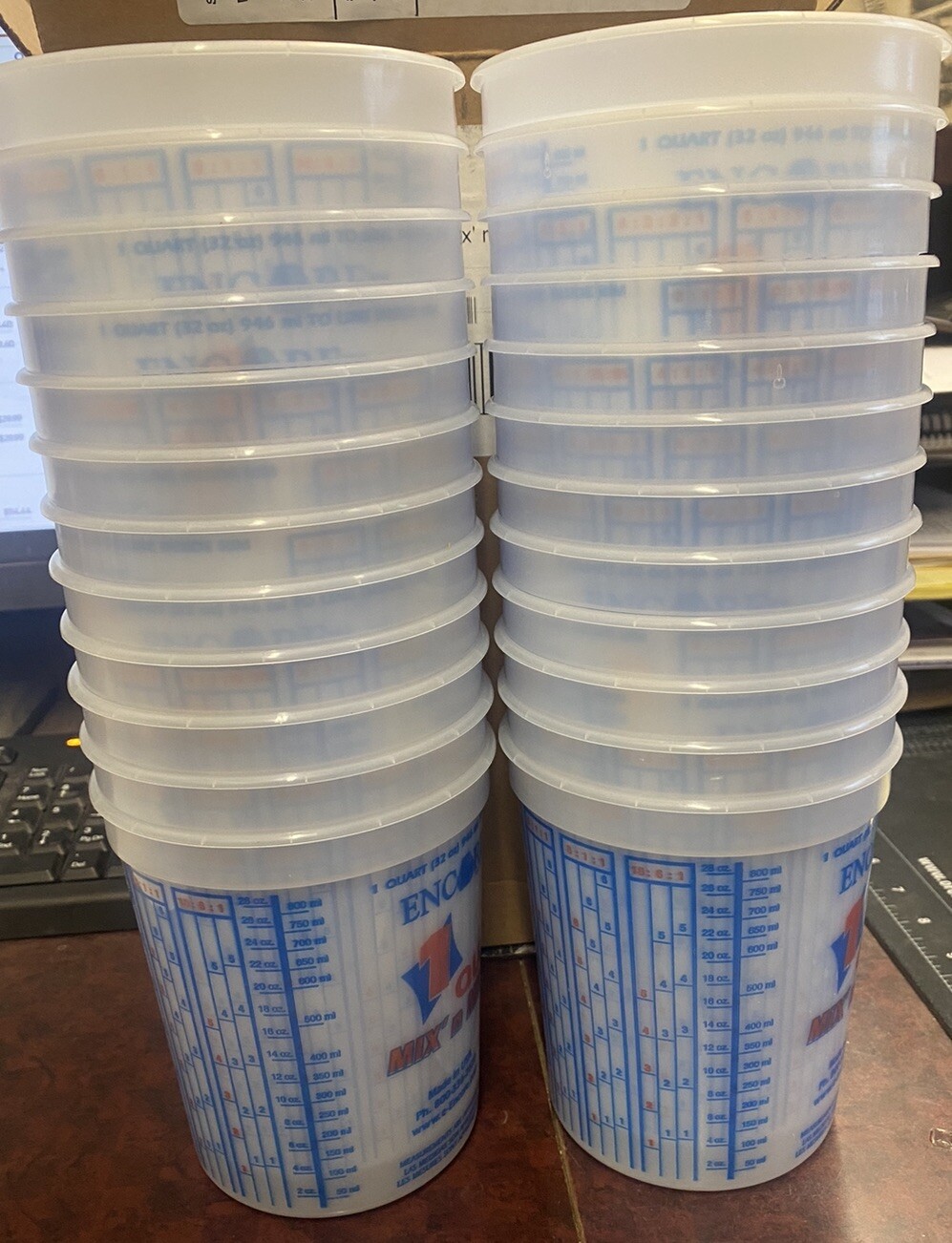 32-Ounce (1 Quart) Paint Mixing Cup – Pack of 24 Cups