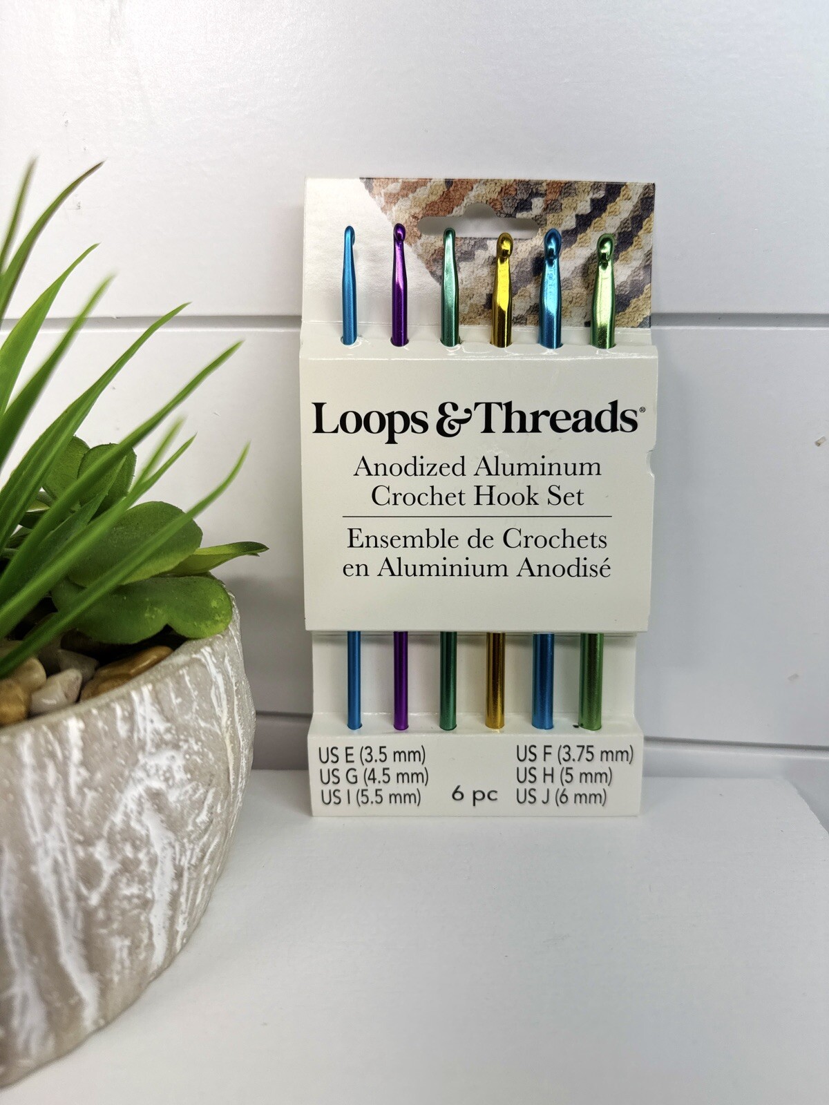LOOPS & THREADS CROCHET HOOK SET 6-PIECE (E-J) ANODIZED Aluminum Hooks Set NEW
